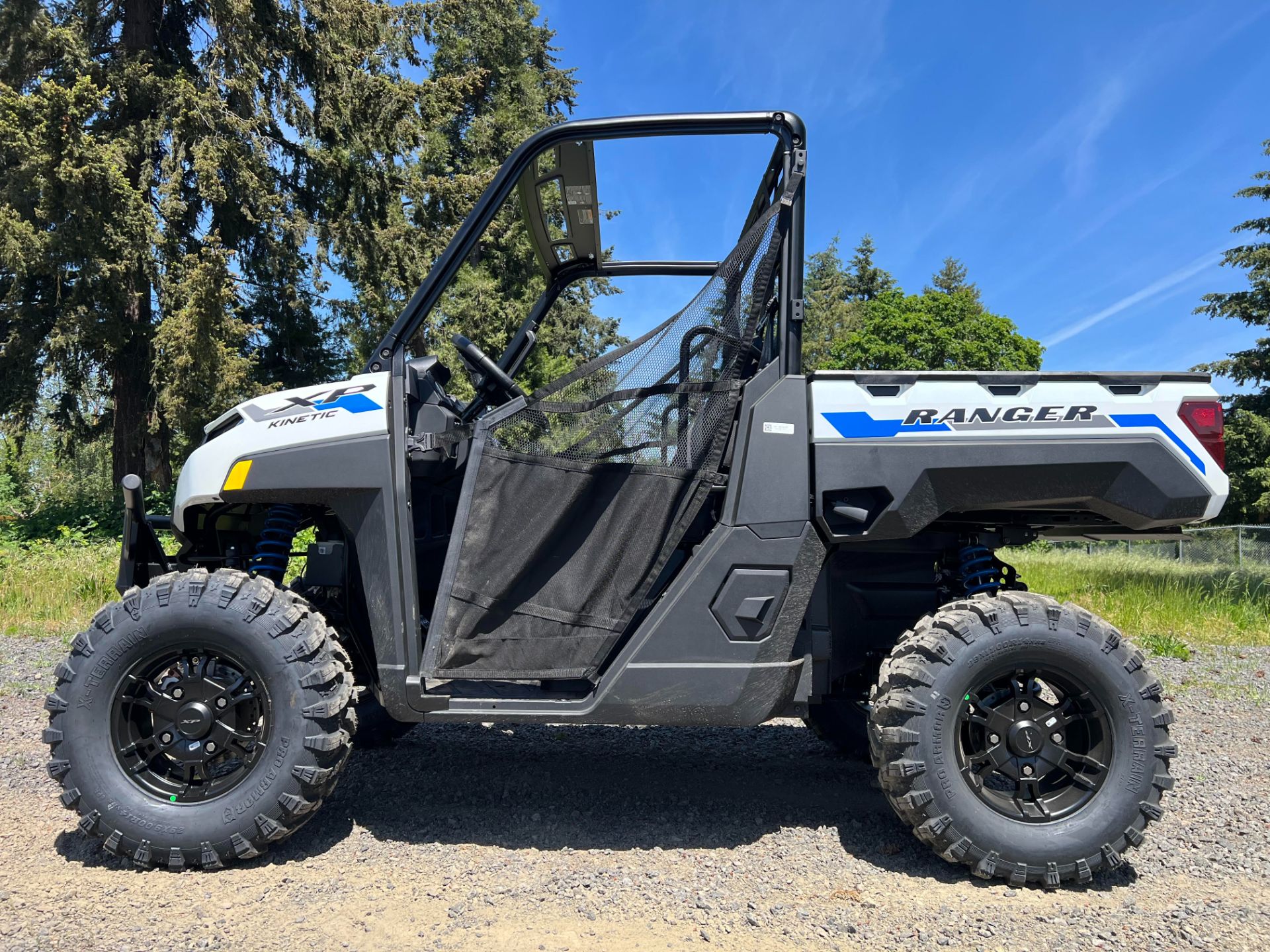 2024 Polaris Ranger XP Kinetic Premium in Eugene, Oregon - Photo 2