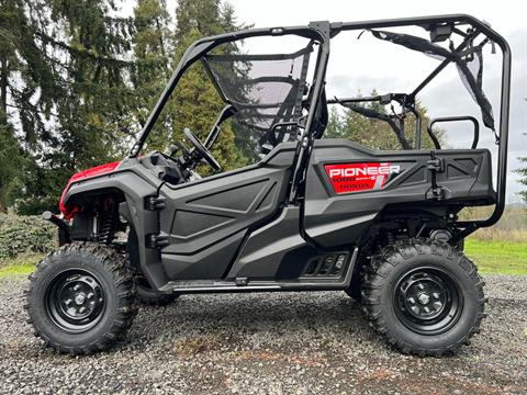 2023 Honda Pioneer 1000-5 in Eugene, Oregon - Photo 2