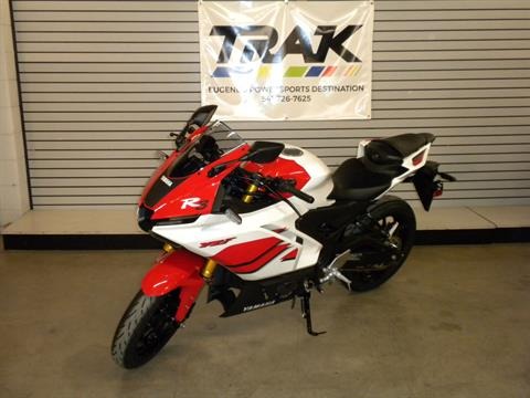 2026 Yamaha YZF-R3 4