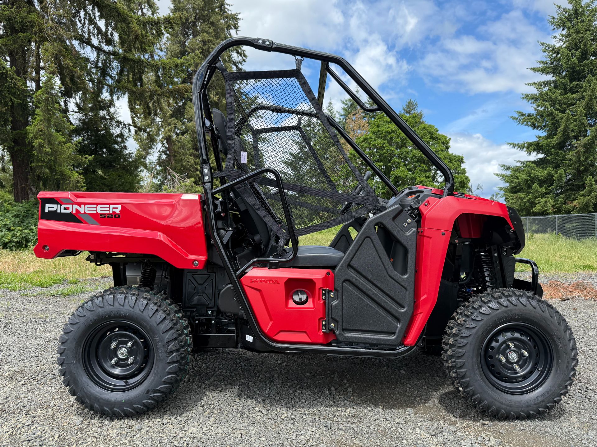 2025 Honda Pioneer 520 in Eugene, Oregon - Photo 1