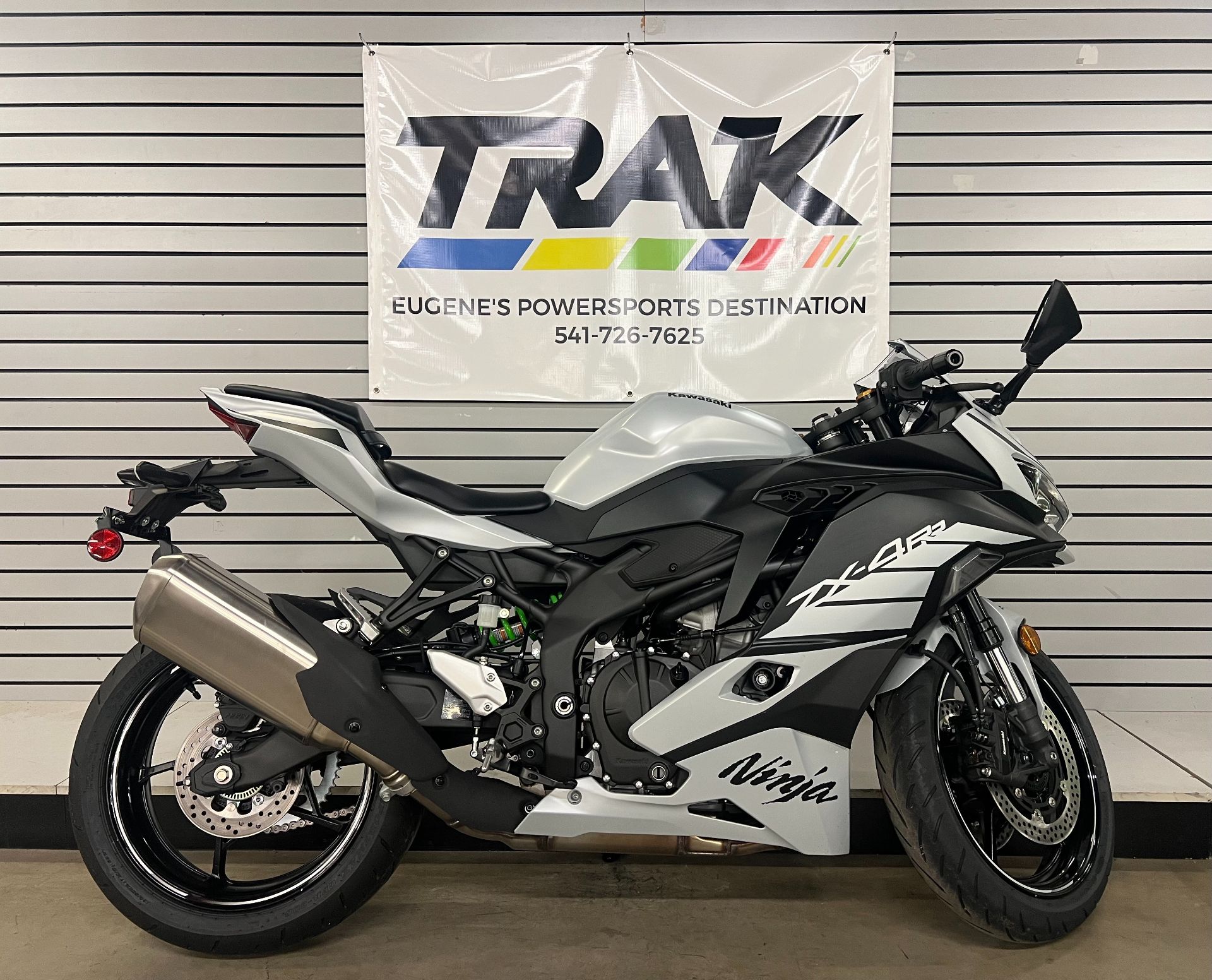 2025 Kawasaki Ninja ZX-4RR ABS in Eugene, Oregon - Photo 1