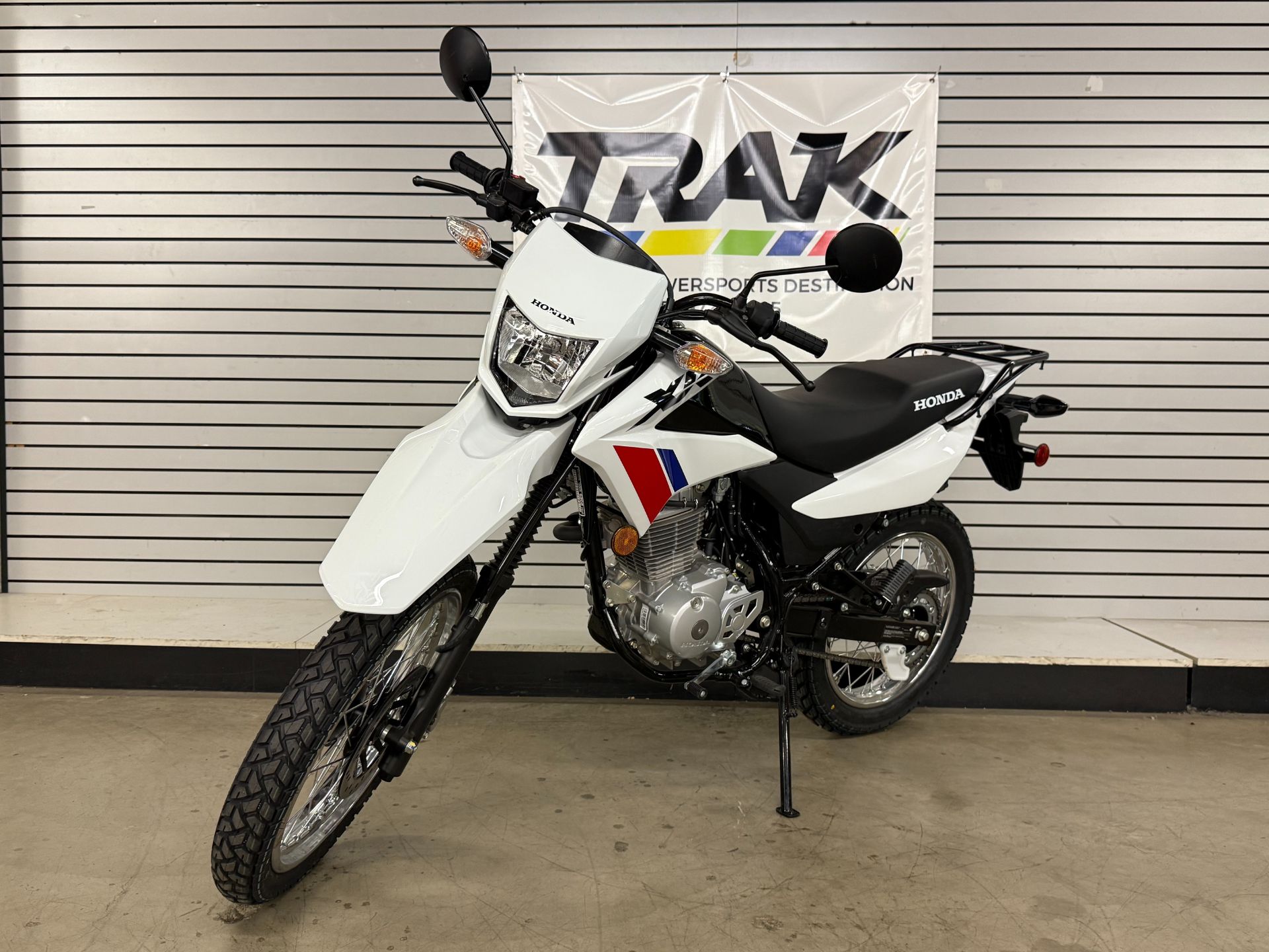 2025 Honda XR150L in Eugene, Oregon - Photo 4