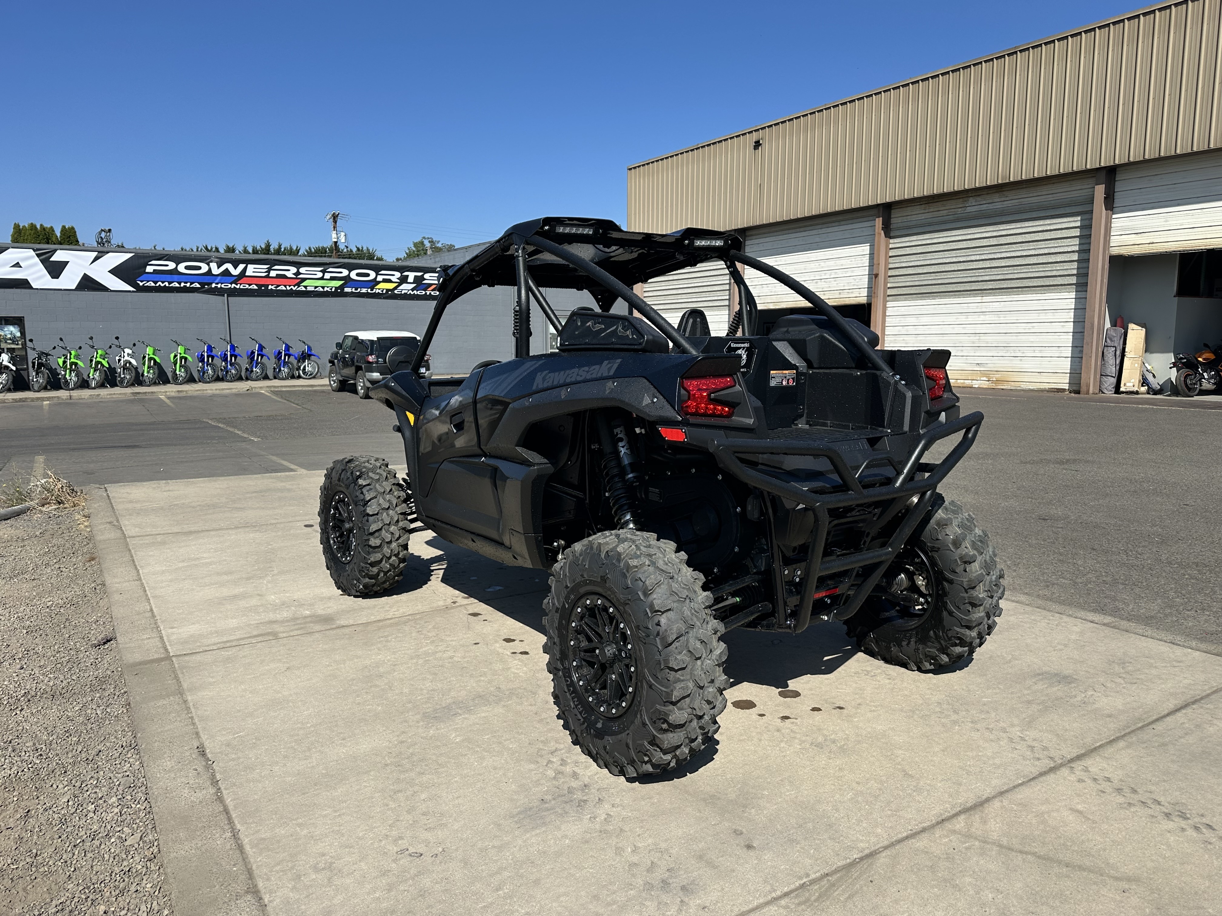 New 2027 Kawasaki TERYX KRX® 1000 Blackout Edition, Eugene OR