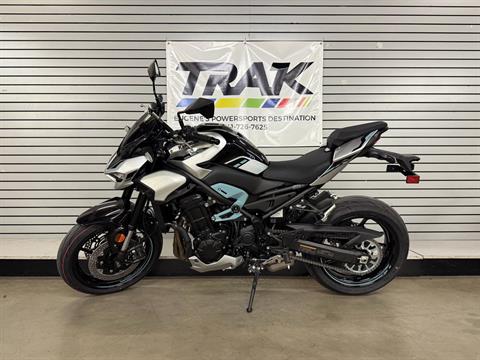 2025 Kawasaki Z900 ABS in Eugene, Oregon - Photo 2