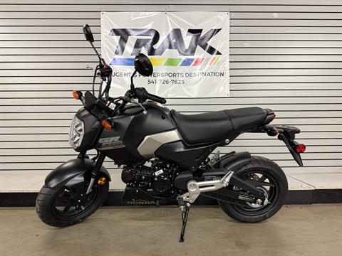2025 Honda Grom SP in Eugene, Oregon - Photo 2