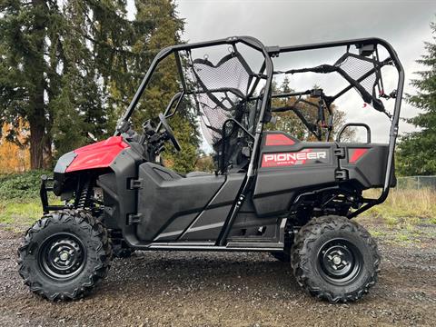 2025 Honda Pioneer 700-4 in Eugene, Oregon - Photo 2