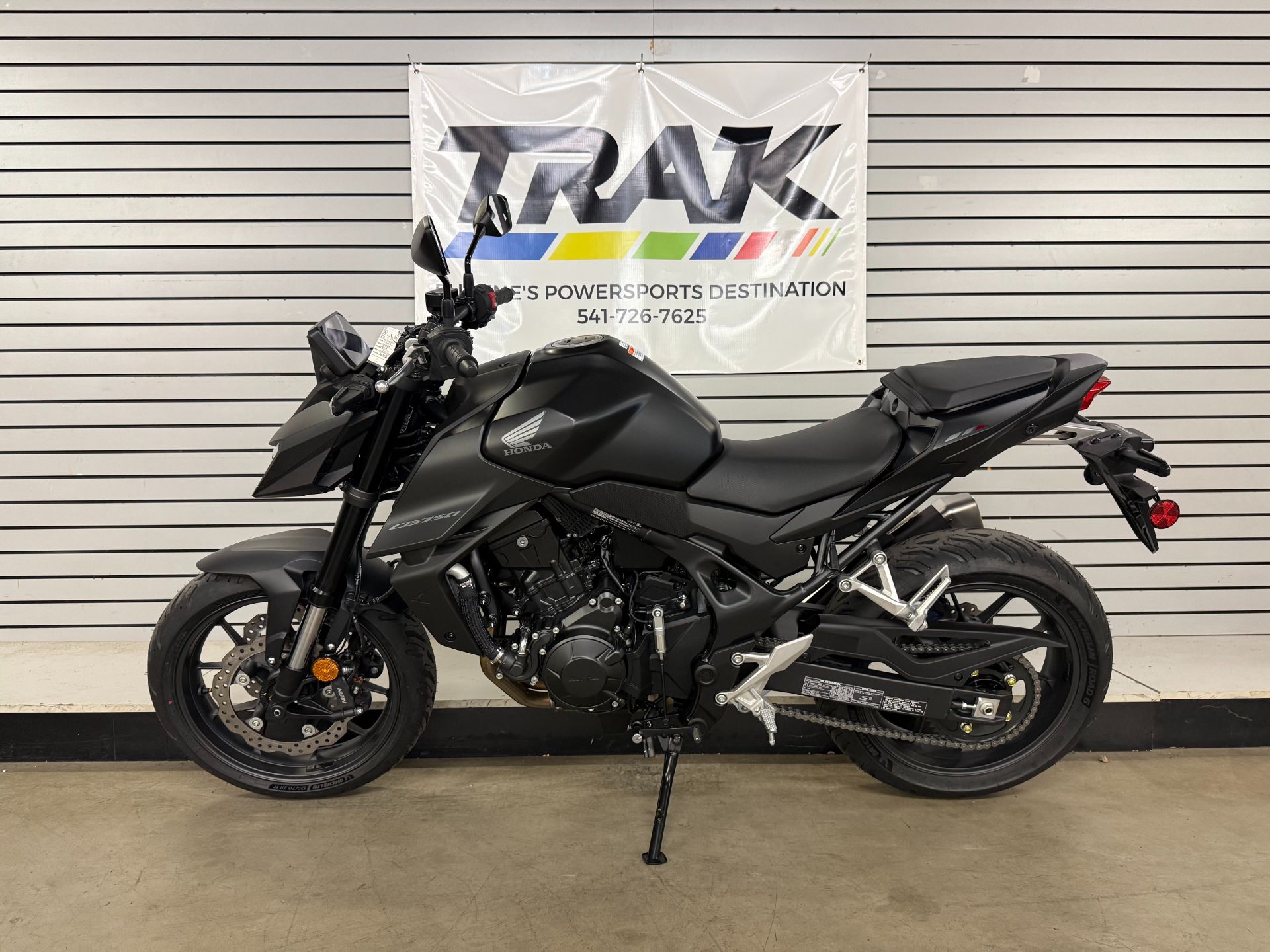 2025 Honda CB750 Hornet in Eugene, Oregon - Photo 2