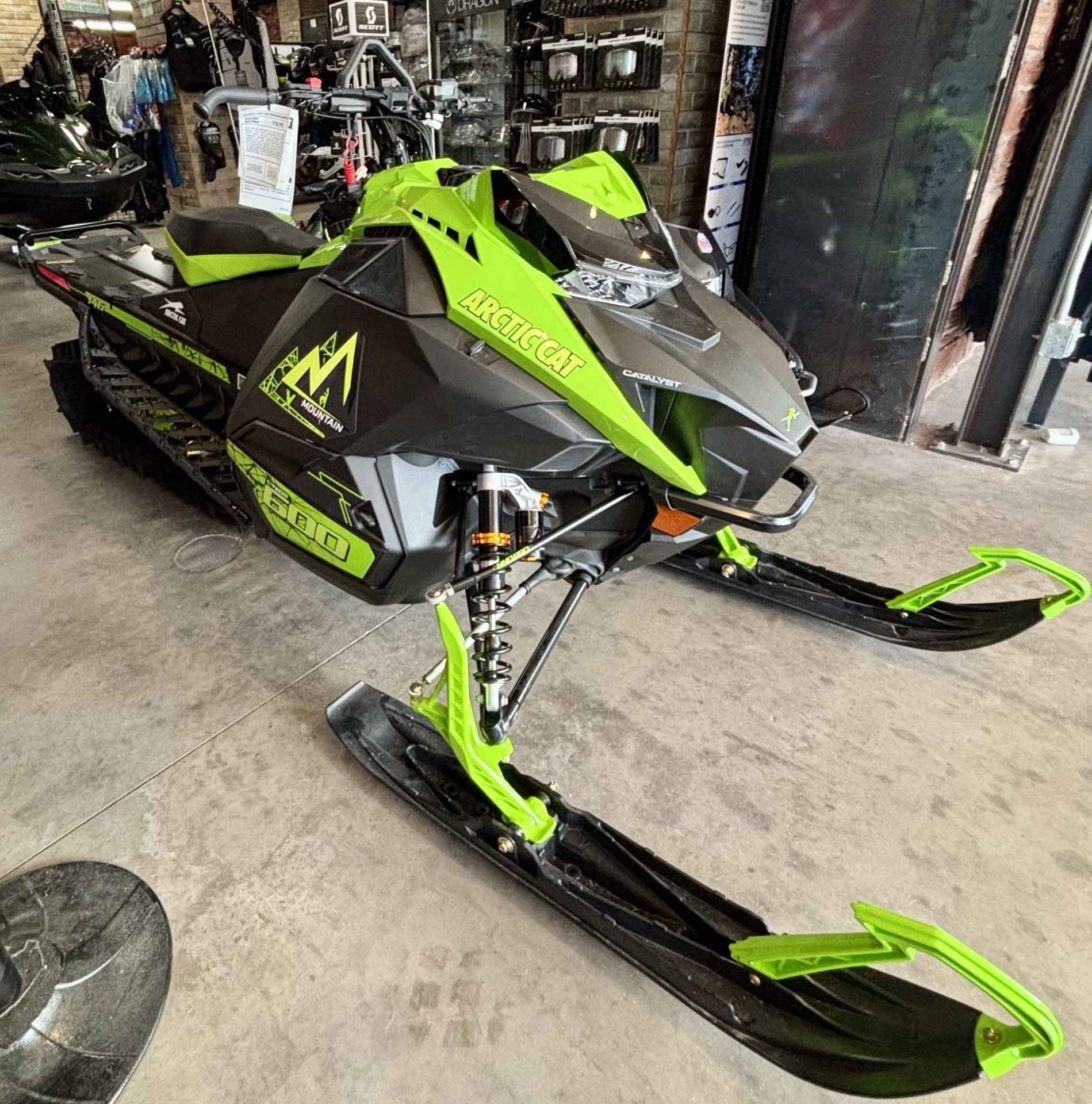 New 2025 Arctic Cat M 600 Alpha One Sno Pro 146 2.6 ES Snowmobiles