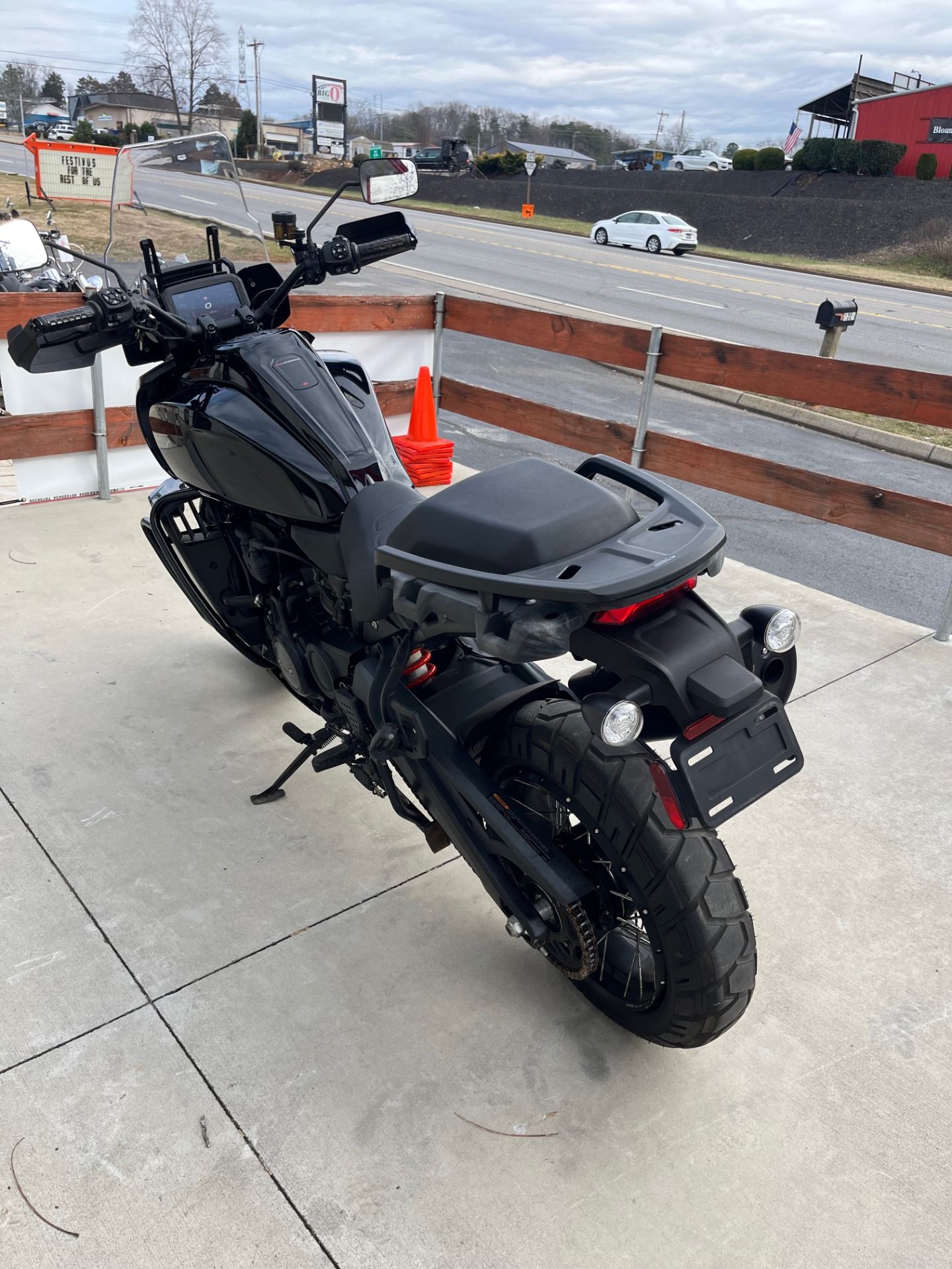 2024 Harley-Davidson Pan America® 1250 Special 3
