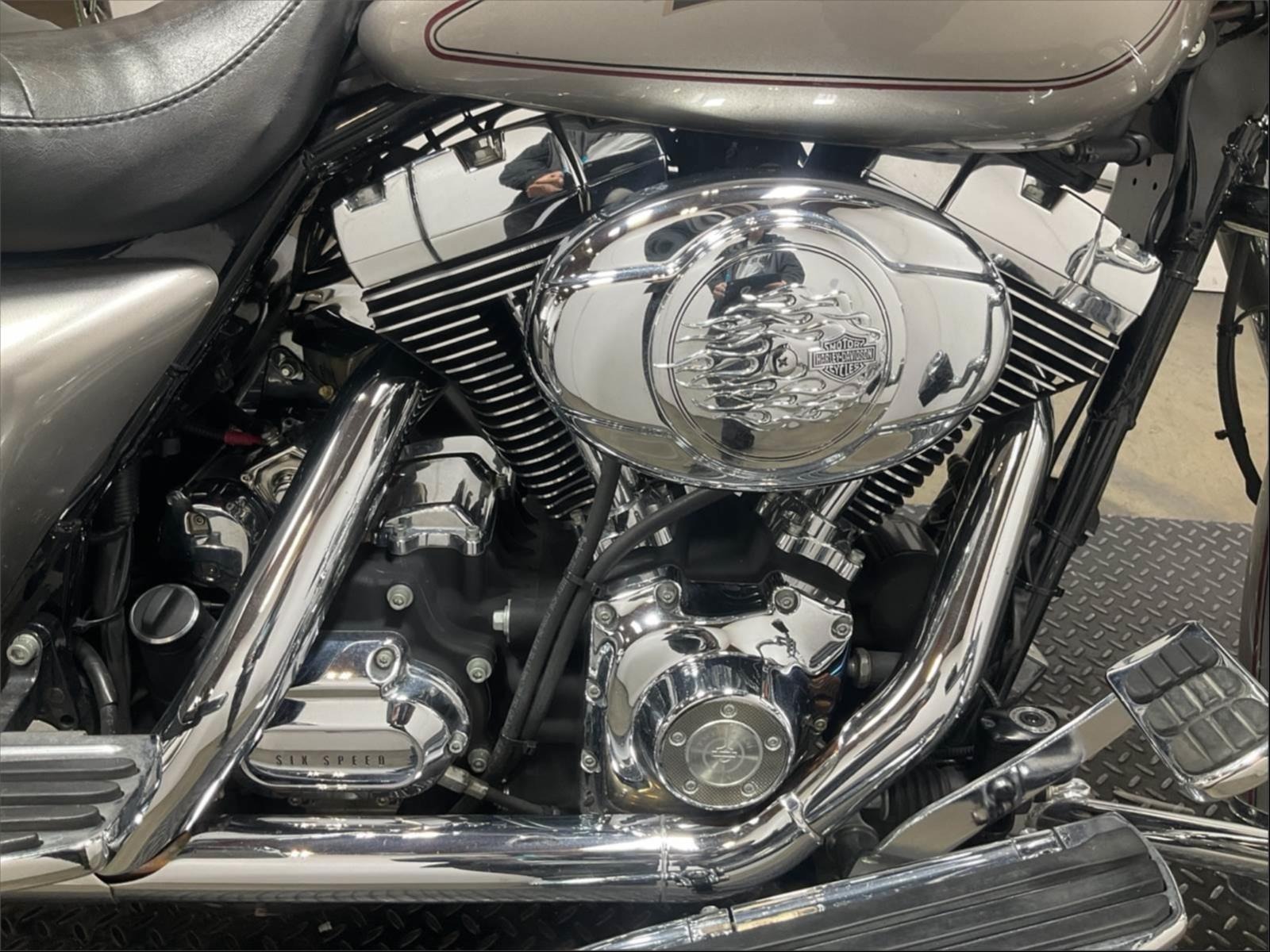 2007 Harley-Davidson FLHTC Electra Glide® Classic 6