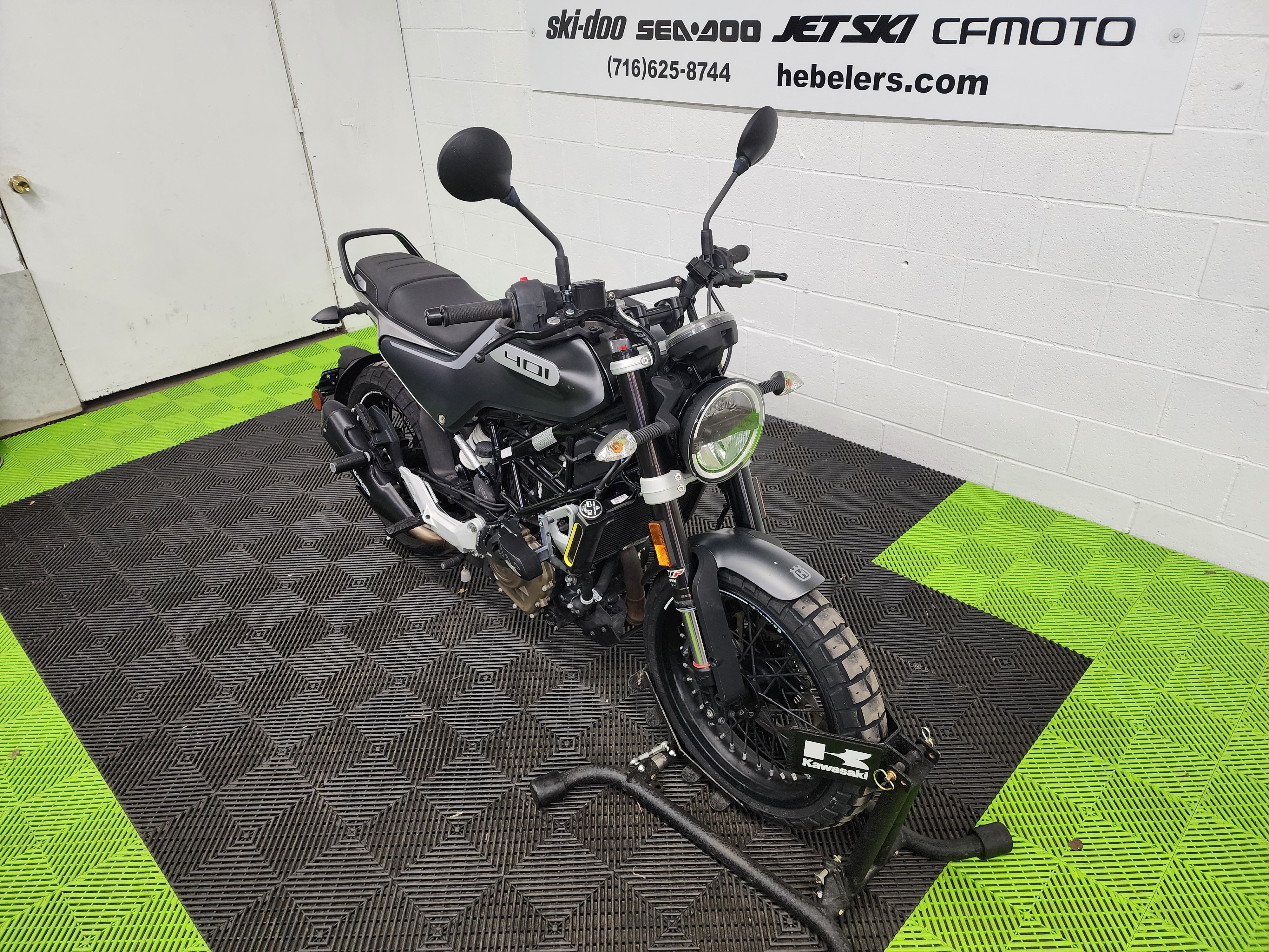 2021 Husqvarna Svartpilen 401 2