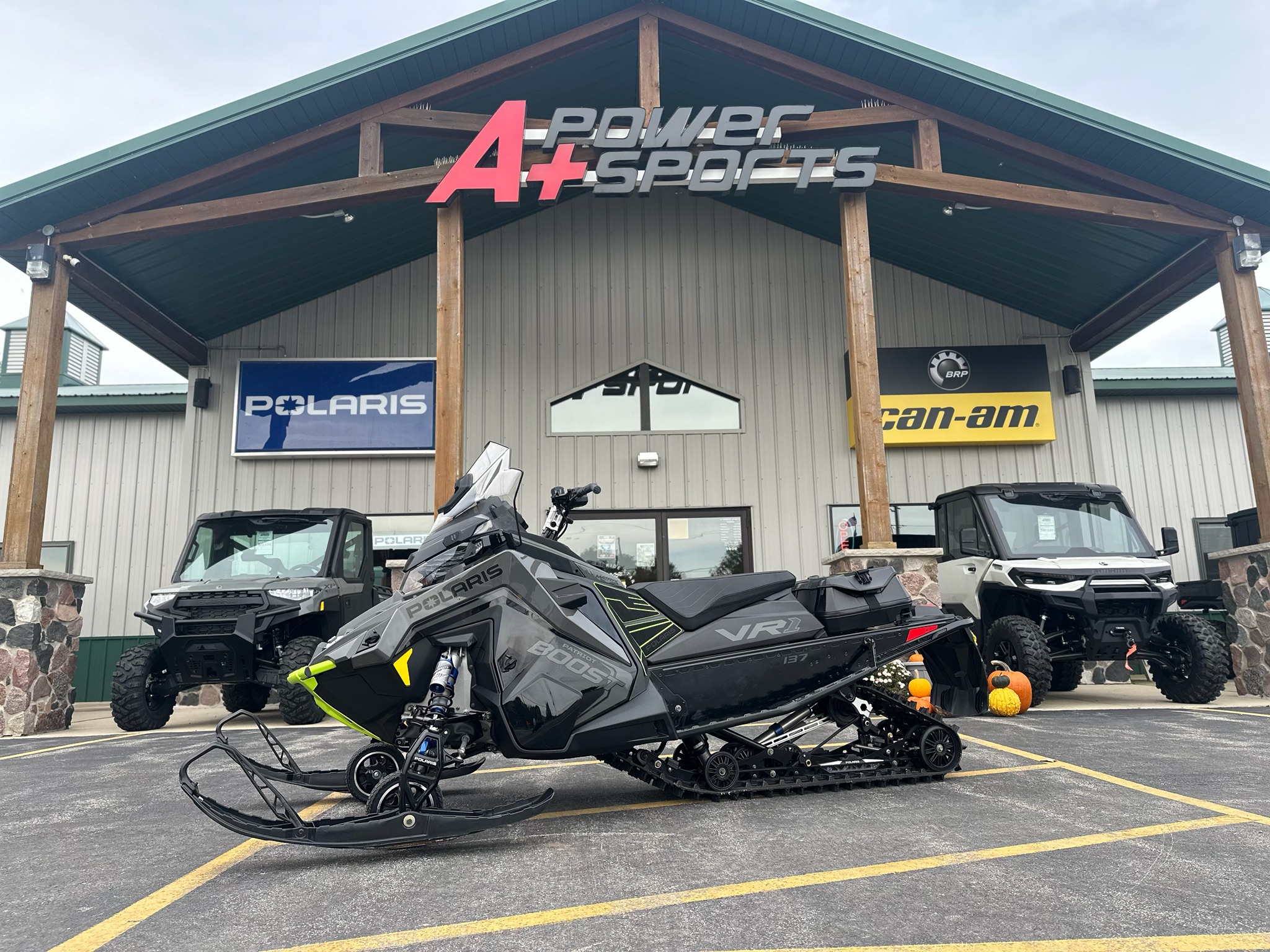 2025 Polaris Patriot Boost INDY VR1 137 SC ES for sale 1315387