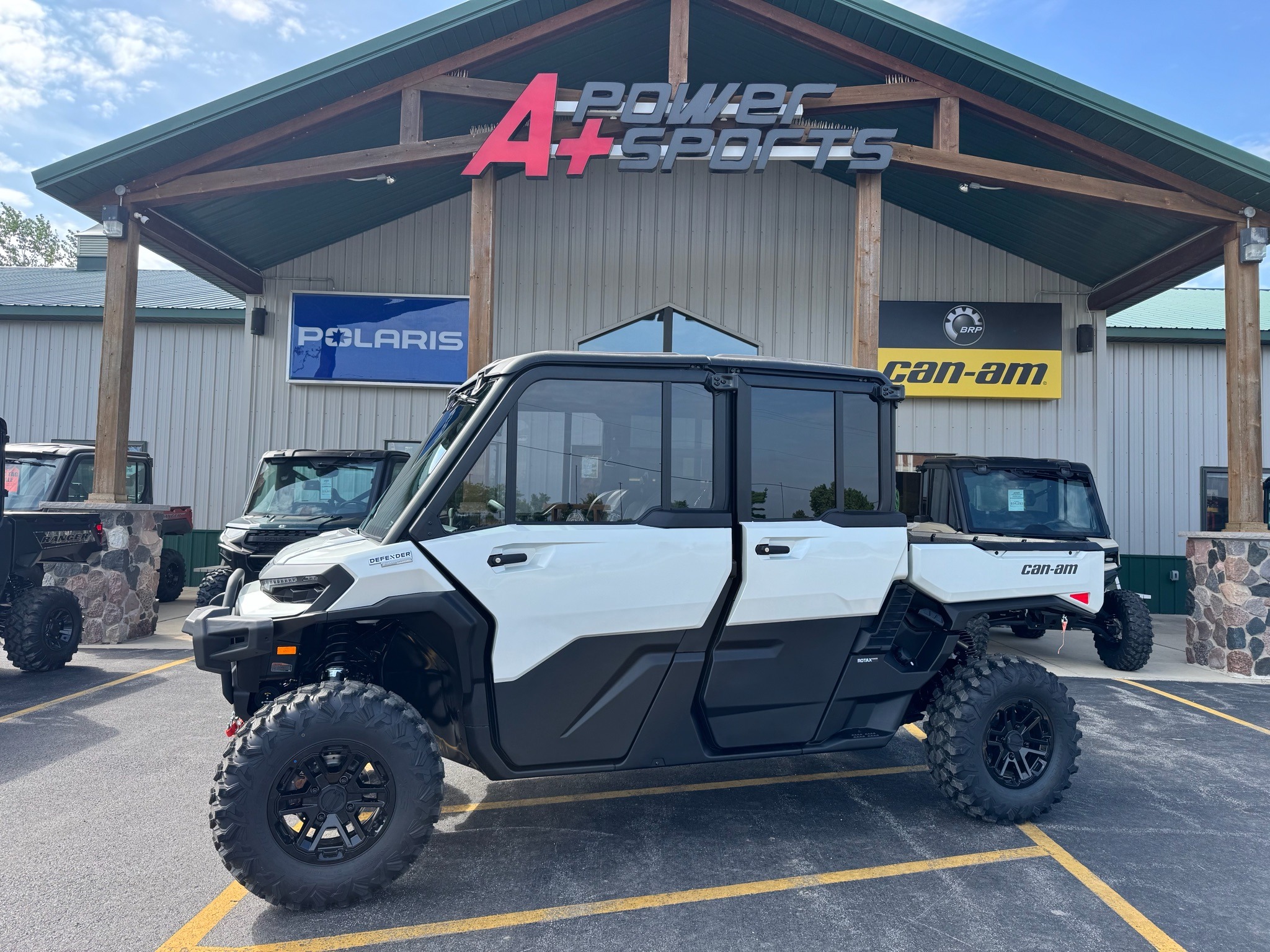 2026 Defender MAX Limited HD11