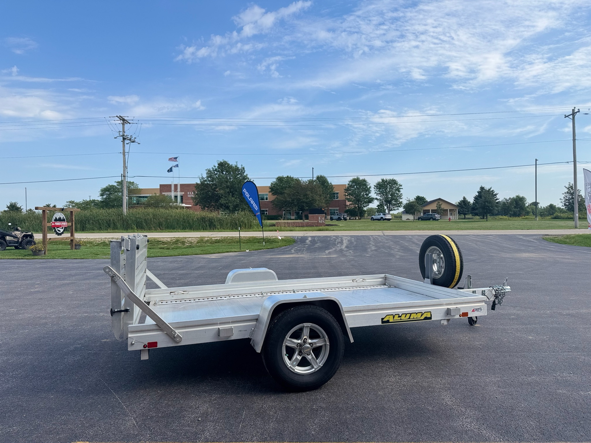2023  Utility Trailers No Brakes Bi-fold Tailgate 126 in 7
