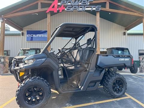 2026 Can-Am™ Defender XT HD9 1