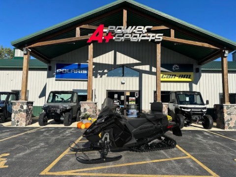 2027 Polaris 650 INDY Adventure 137 Gloss Black 1.25 IR ES