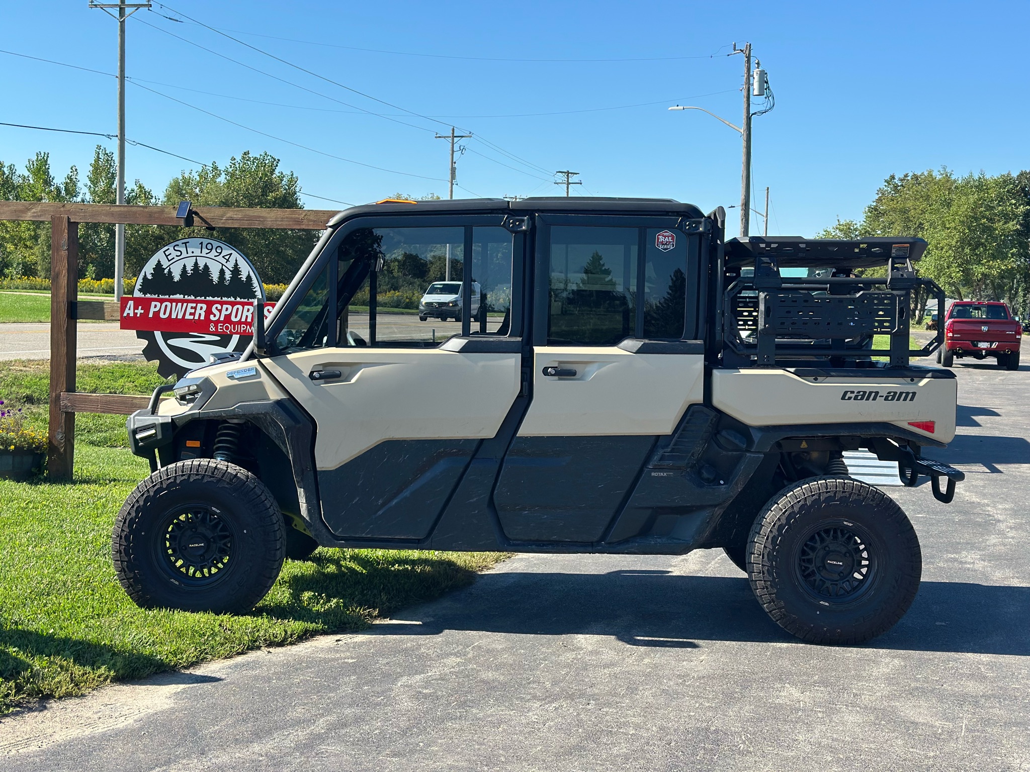 2026 Defender MAX Limited HD11