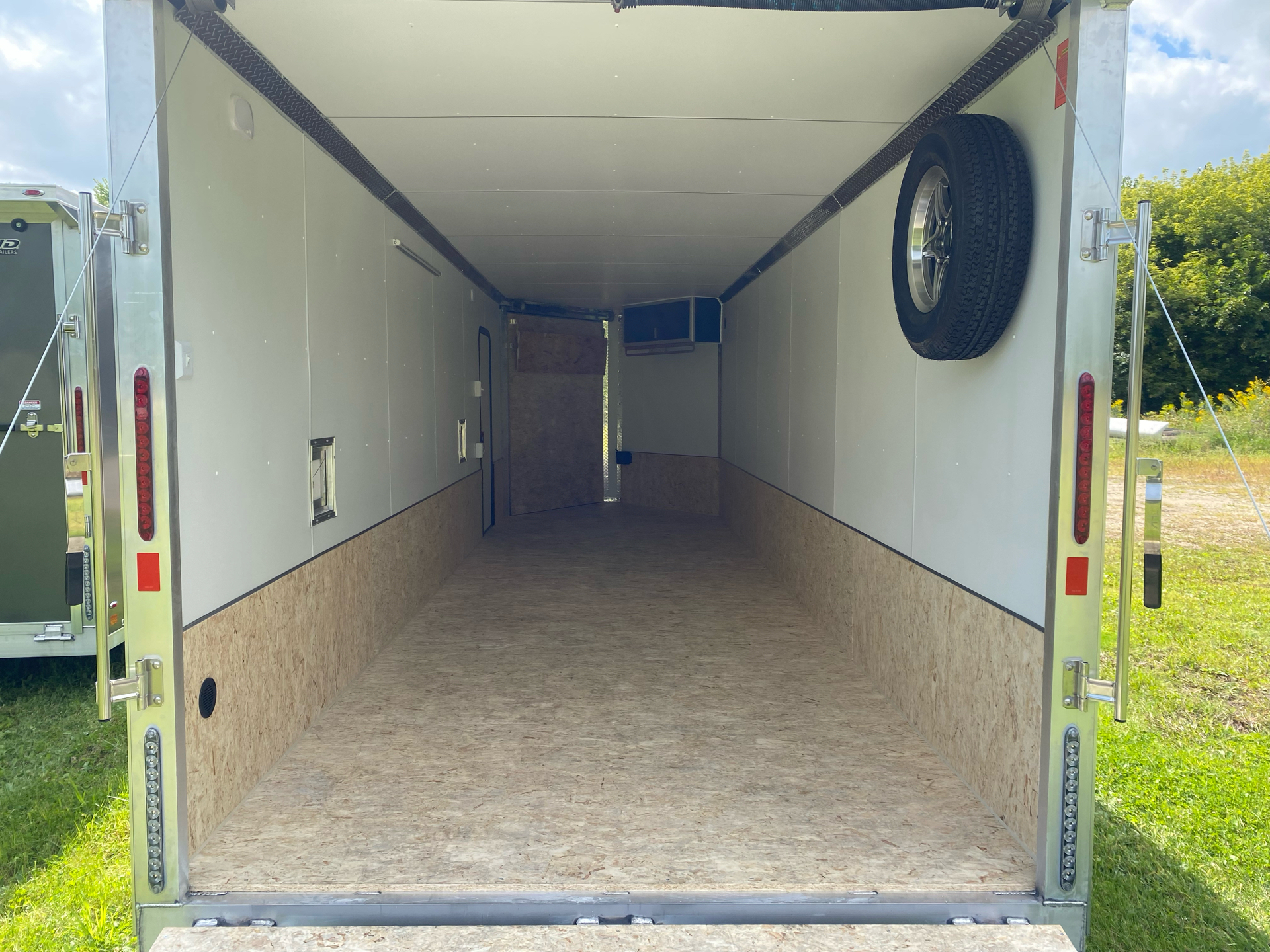 トレーラー New 2026 Legend Premium Trailers 7.5x29 EXPLORER SNOW/ATV