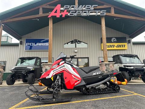2027 Polaris 850 INDY XC 137 Indy Red ES