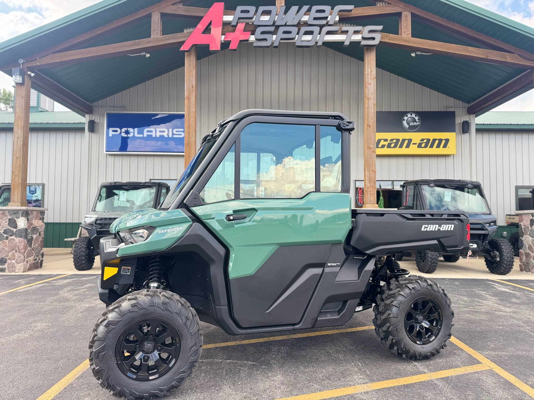 2026 Defender DPS CAB HD10