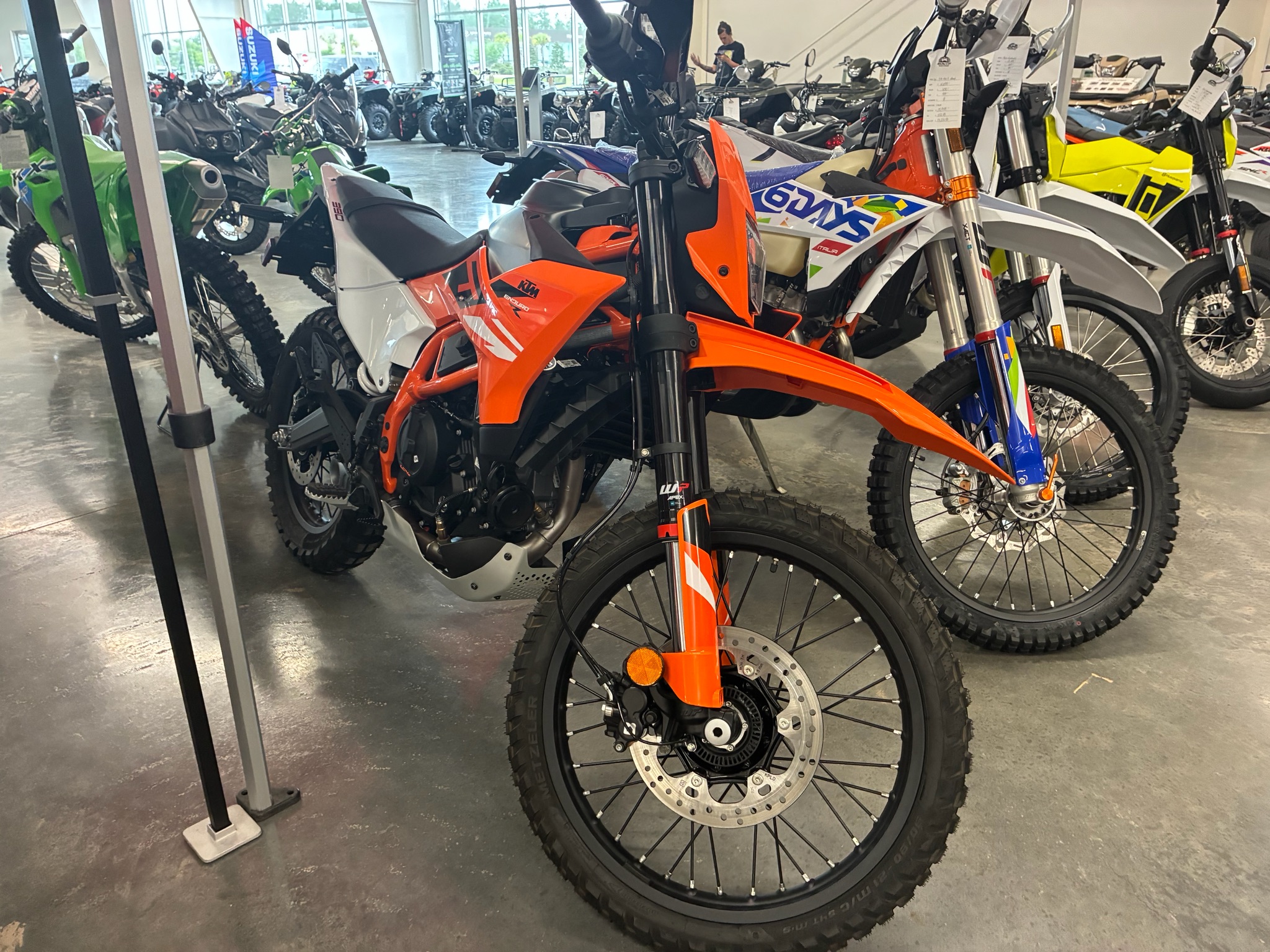 2026 KTM 390 Enduro R 5