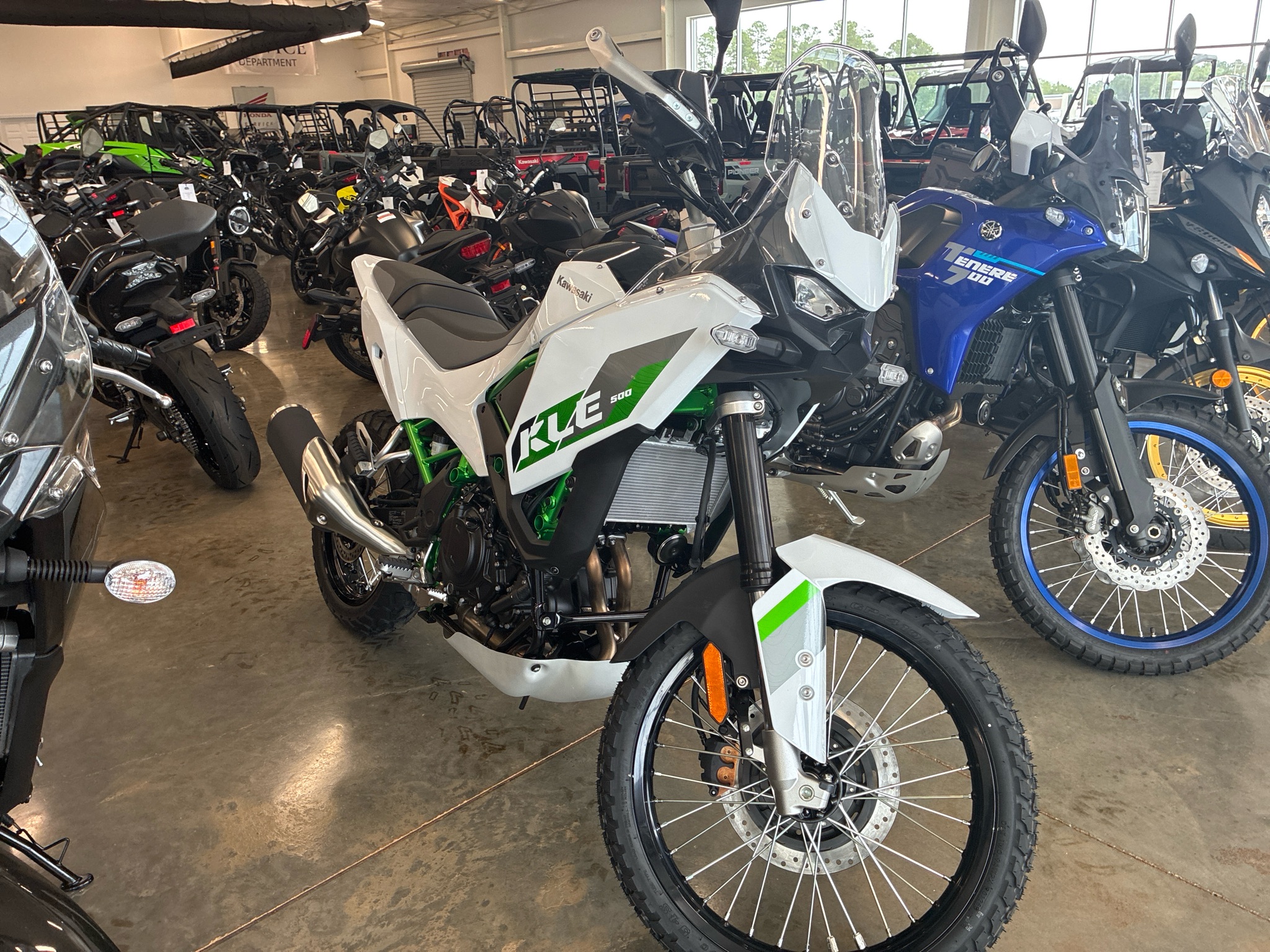 2026 Kawasaki KLE®500 SE ABS 1