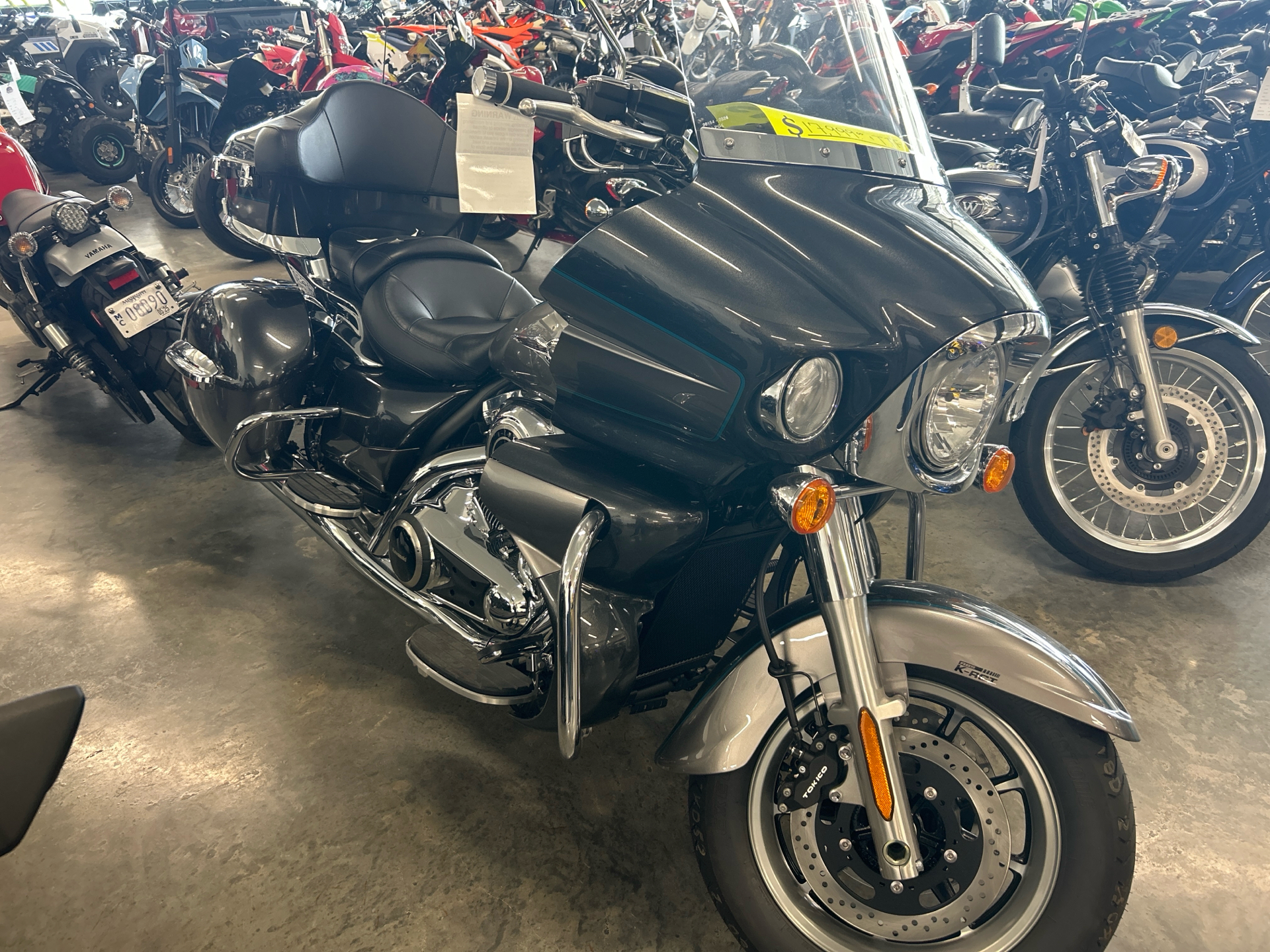 2024 Kawasaki Vulcan 1700 Voyager ABS 1