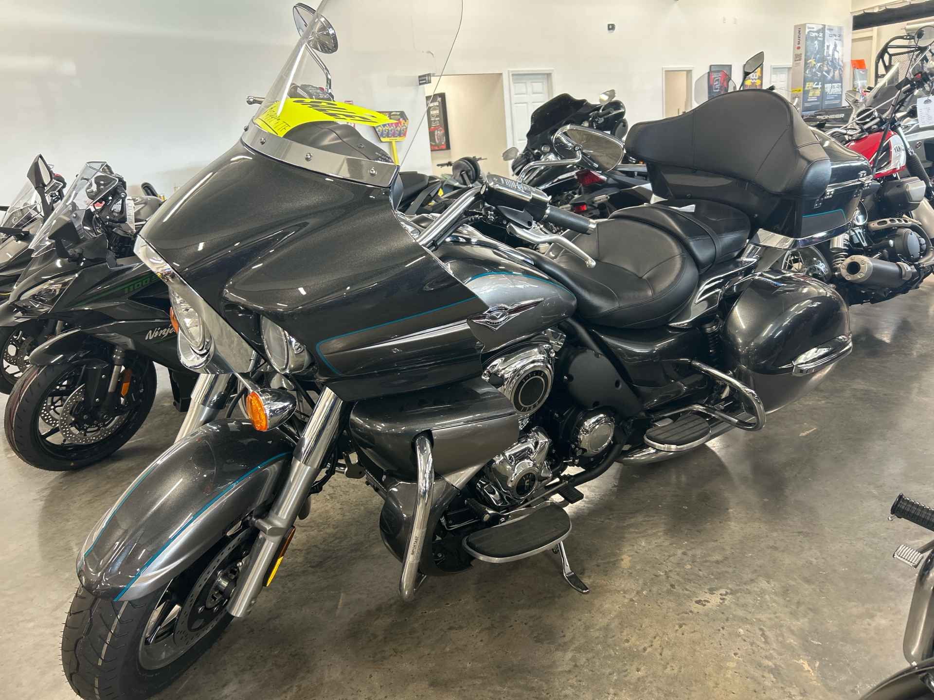 2024 Kawasaki Vulcan 1700 Voyager ABS 3
