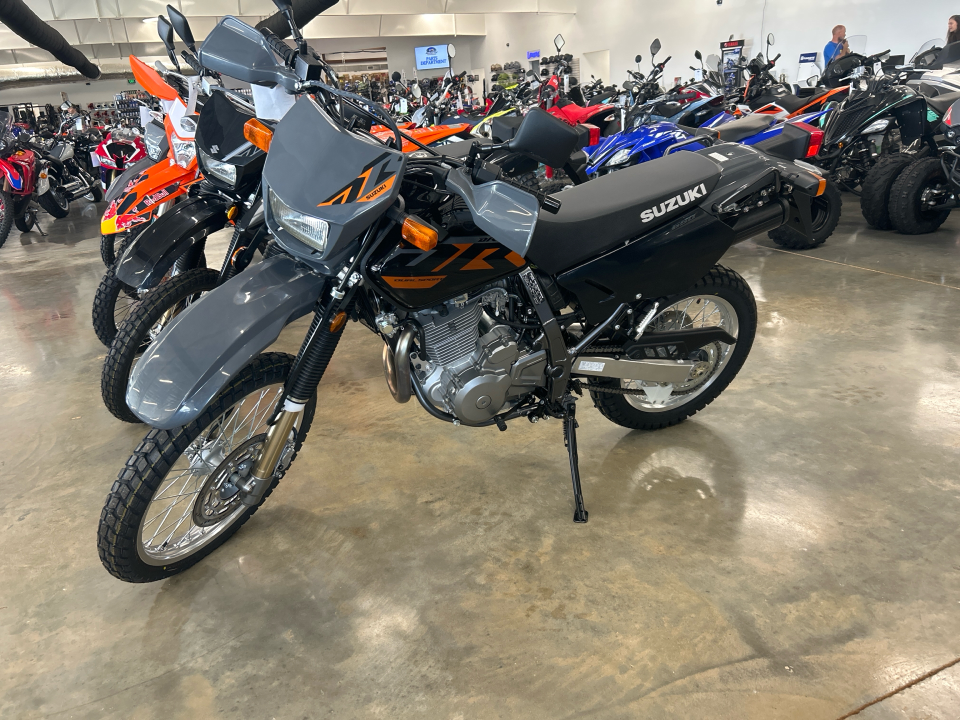 New 2025 Suzuki DR650S Solid Black / Iron Grey | Motorcycles in