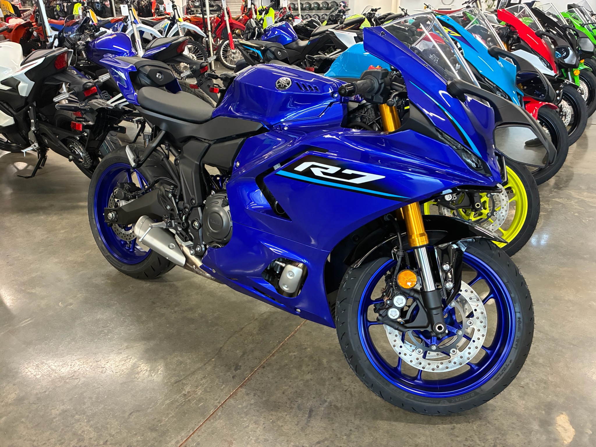 2026 Yamaha YZF-R7 5