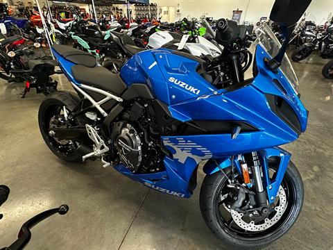 2026 Suzuki GSX-8R — photo 1 of 9