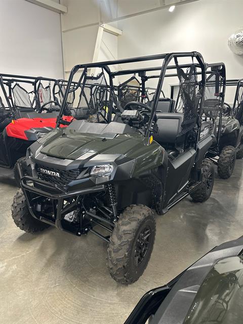 2026 Honda Pioneer 700-4 Deluxe — photo 1 of 7