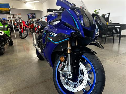 2026 Yamaha YZF-R1