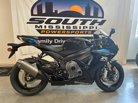 2027 Suzuki GSXR750 — photo 1 of 5