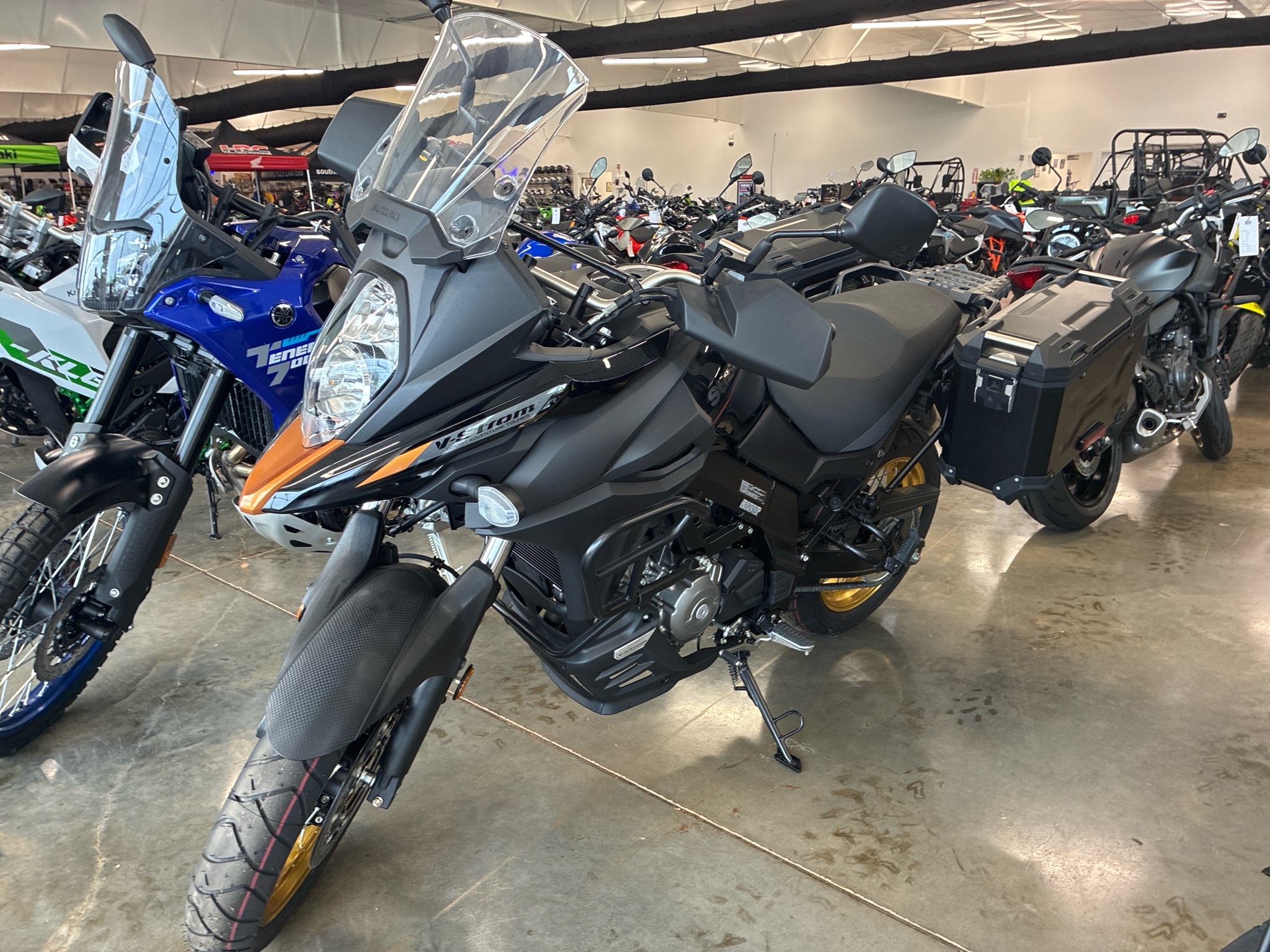 New 2025 Suzuki V-Strom 650XT Adventure Glass Sparkle Black