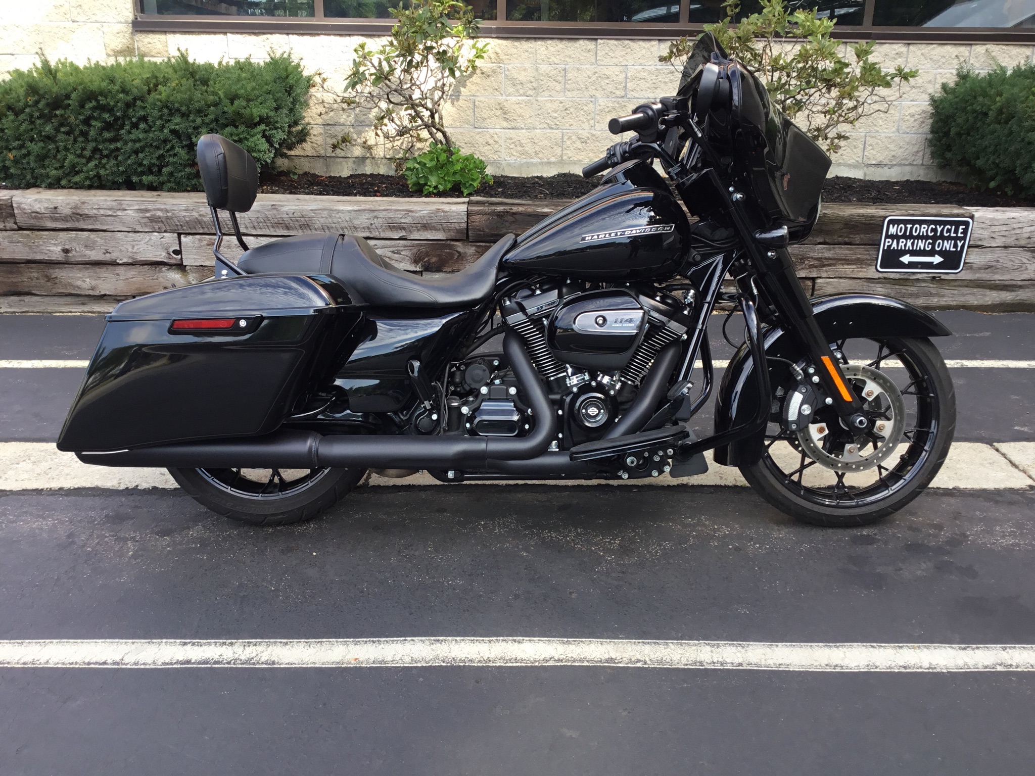 2020 Harley-Davidson Street Glide® Special 1