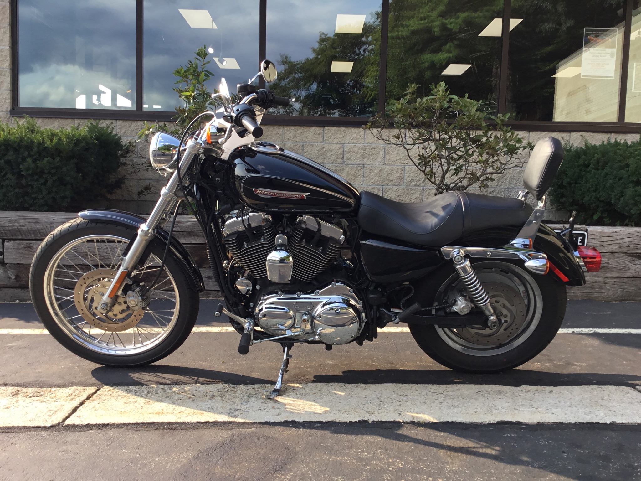 2008 Harley-Davidson Sportster® 1200 Custom 3
