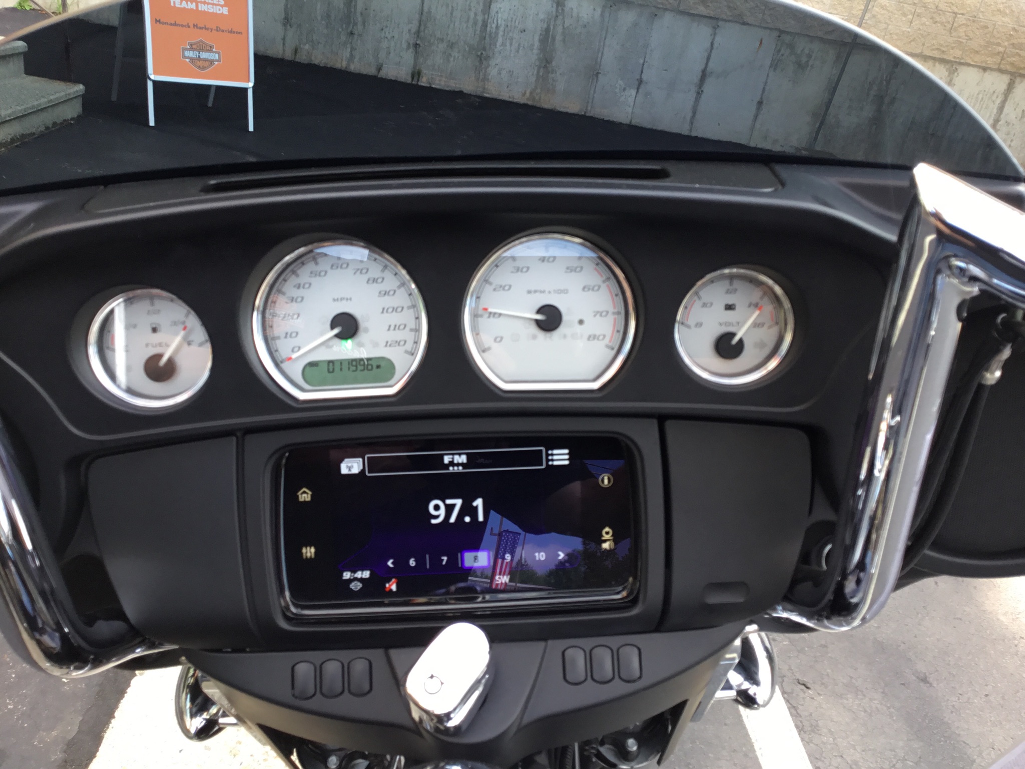 2023 Harley-Davidson Street Glide® 5