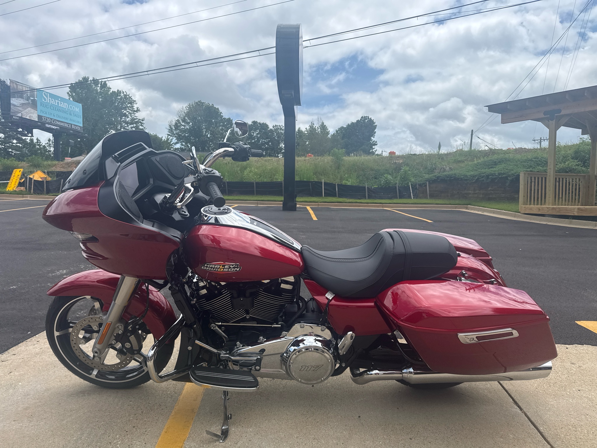 2025 Harley-Davidson Road Glide® 4
