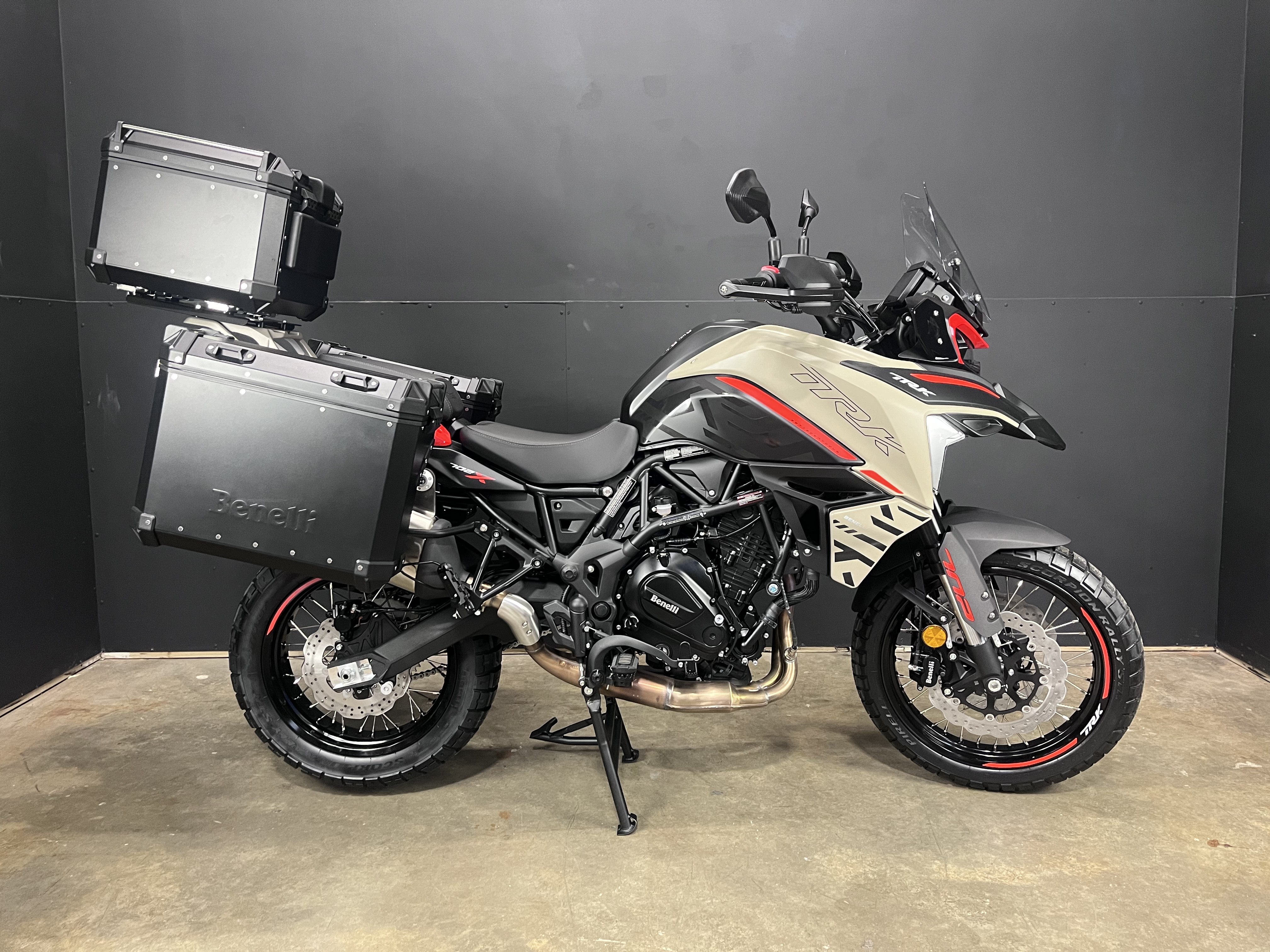 TRK ？？？ New 2025 Benelli TRK 702 X, Gaithersburg MD | Specs, Price, Photos