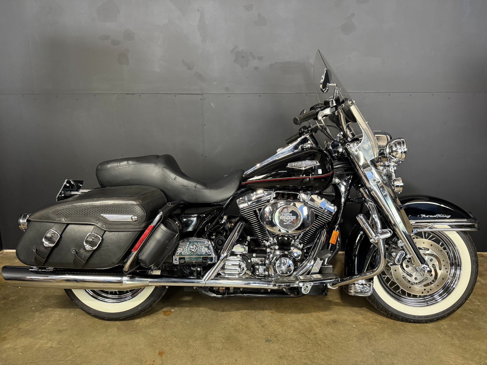 Used 2001 Harley-Davidson FLHRCI Road King® Classic, Gaithersburg