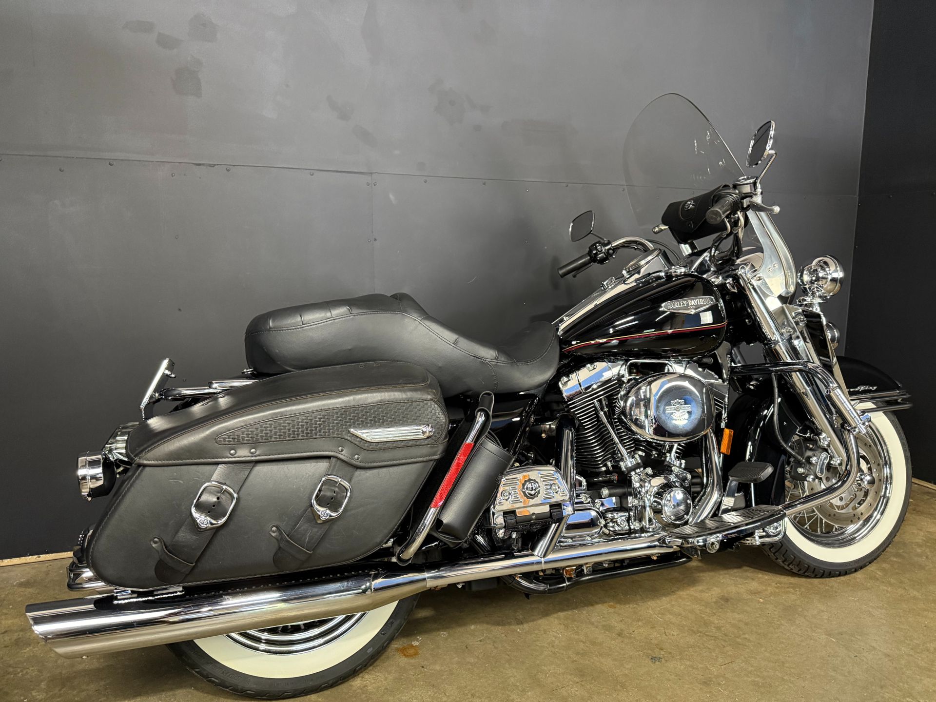 Davidson Flhrci Road 2005 Road King Engine Used 2001 Harley