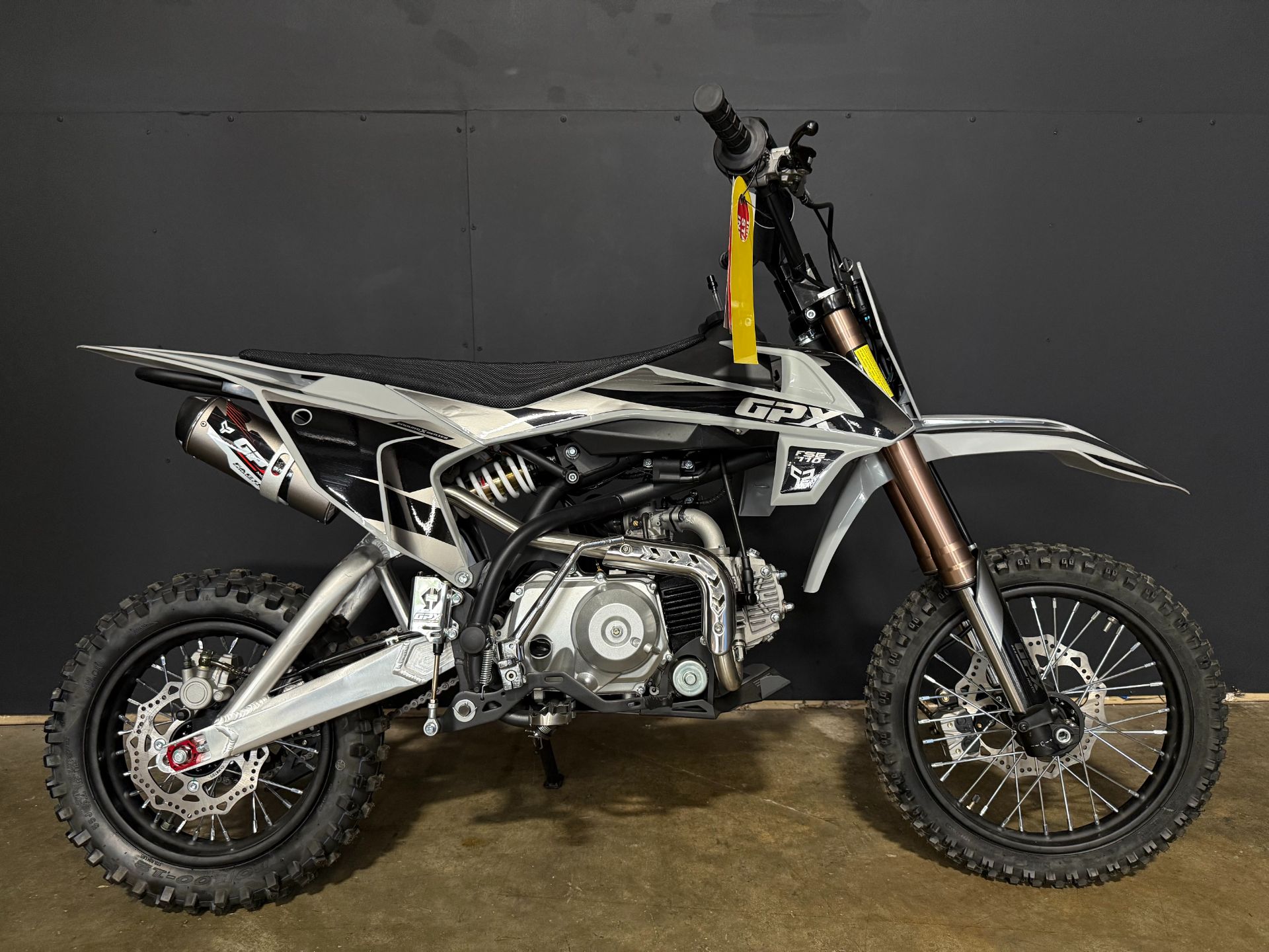 GRS2024 MSフレキ GRS2024 MSフレキ Used 2024 Kawasaki Ninja ZX-6R Pearl Robotic White