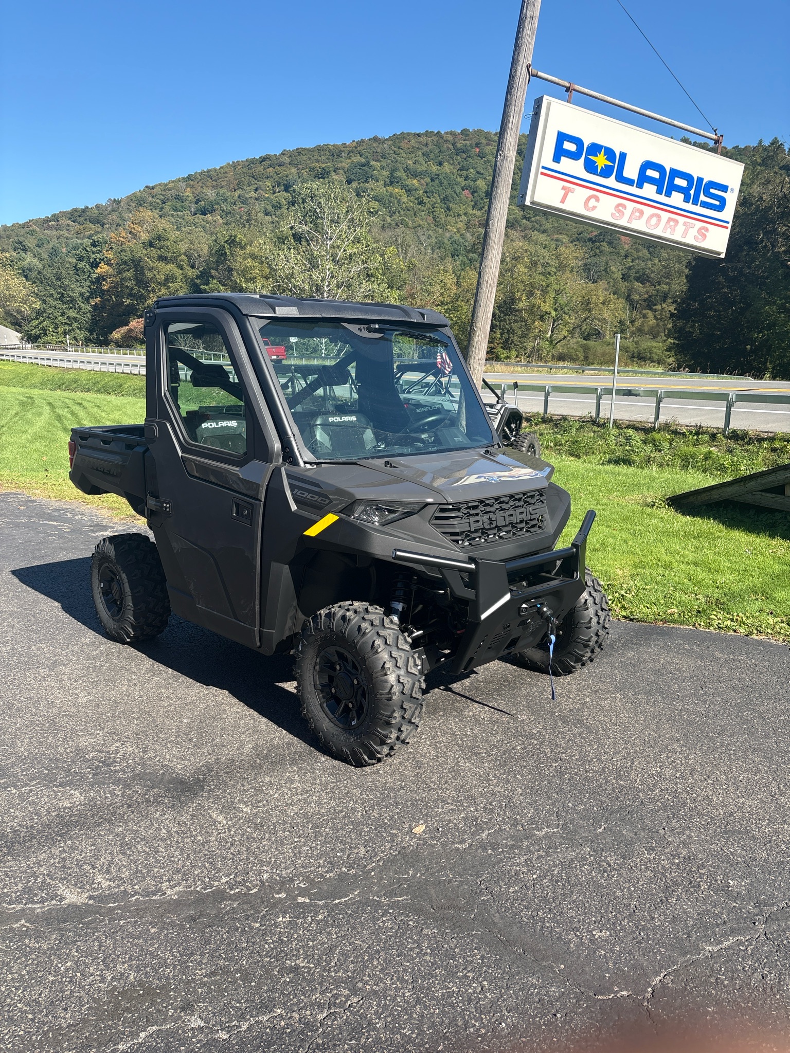 2026 Polaris Ranger 1000 Cab 1