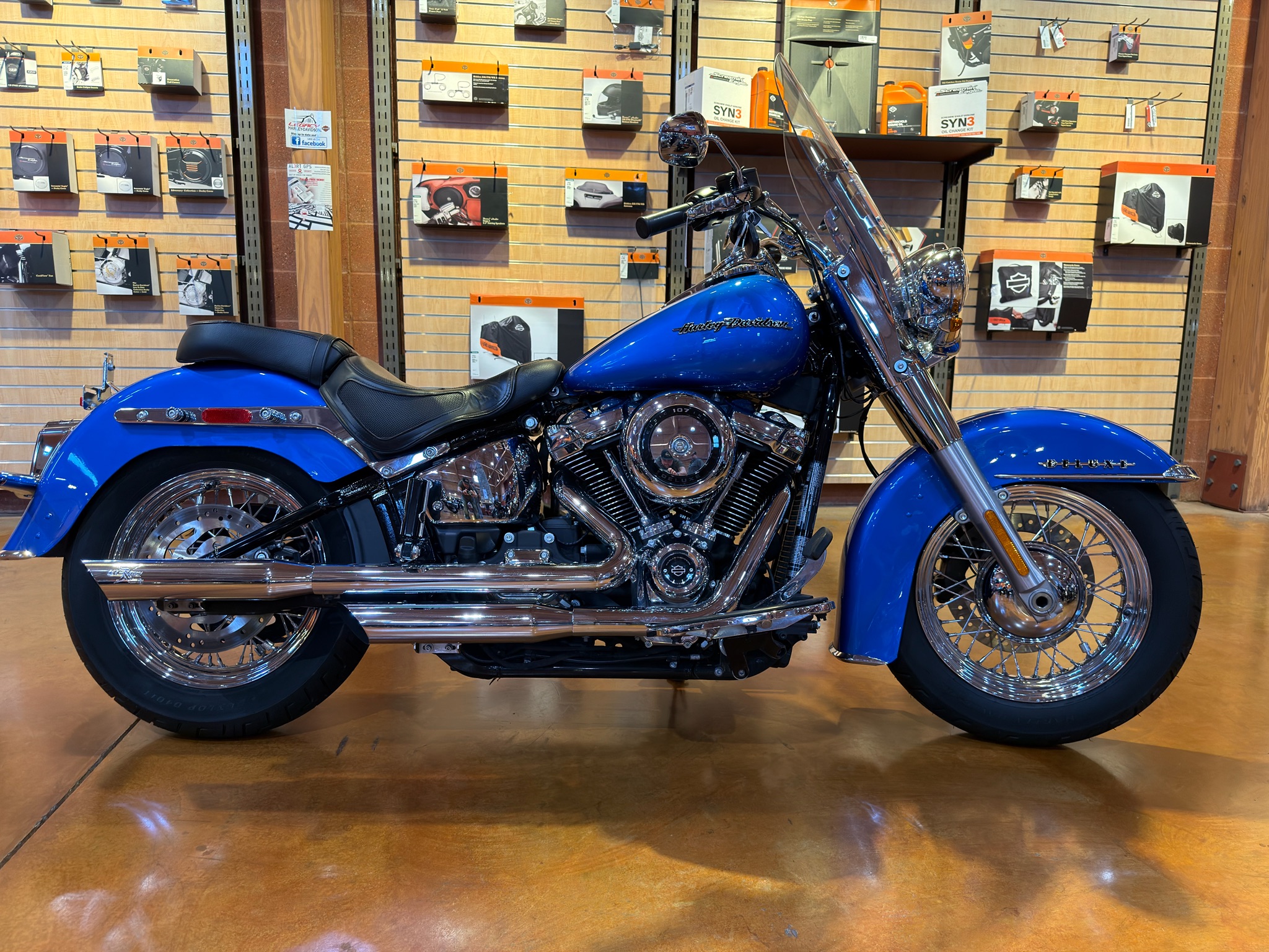 2018 Harley-Davidson Softail® Deluxe 107 1