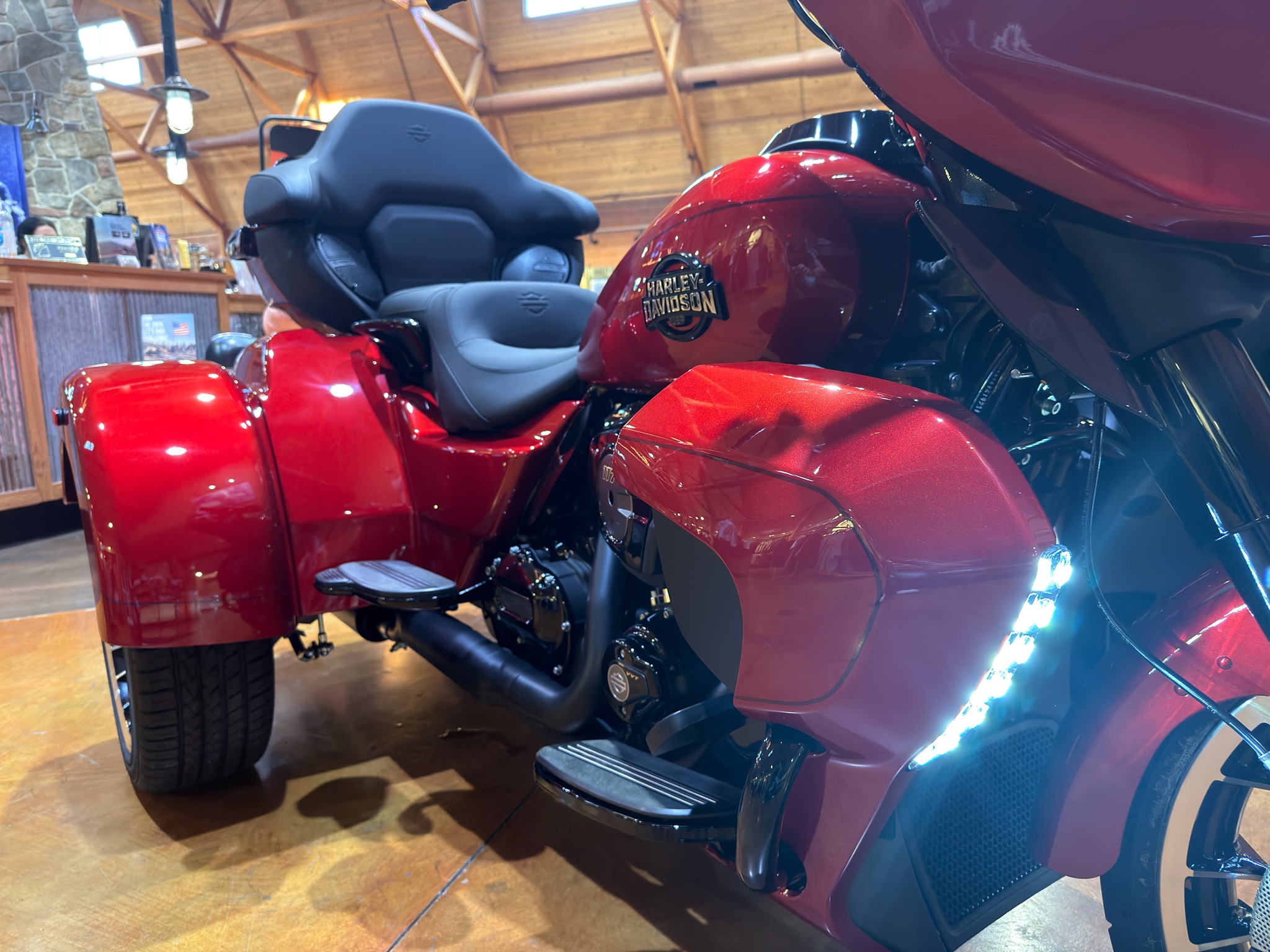 2026 Harley-Davidson Street Glide® 3 Limited 4