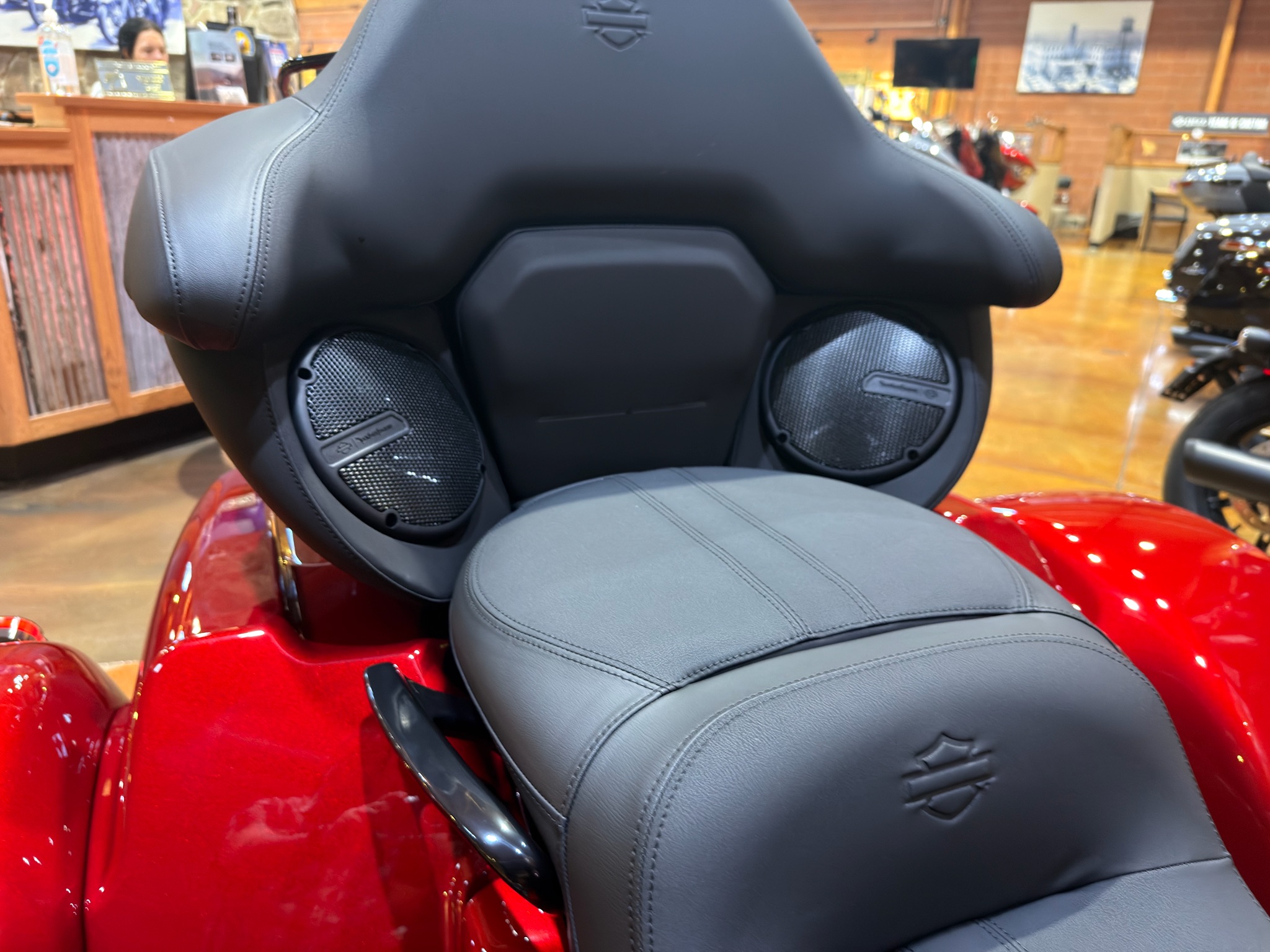 2026 Harley-Davidson Street Glide® 3 Limited 6