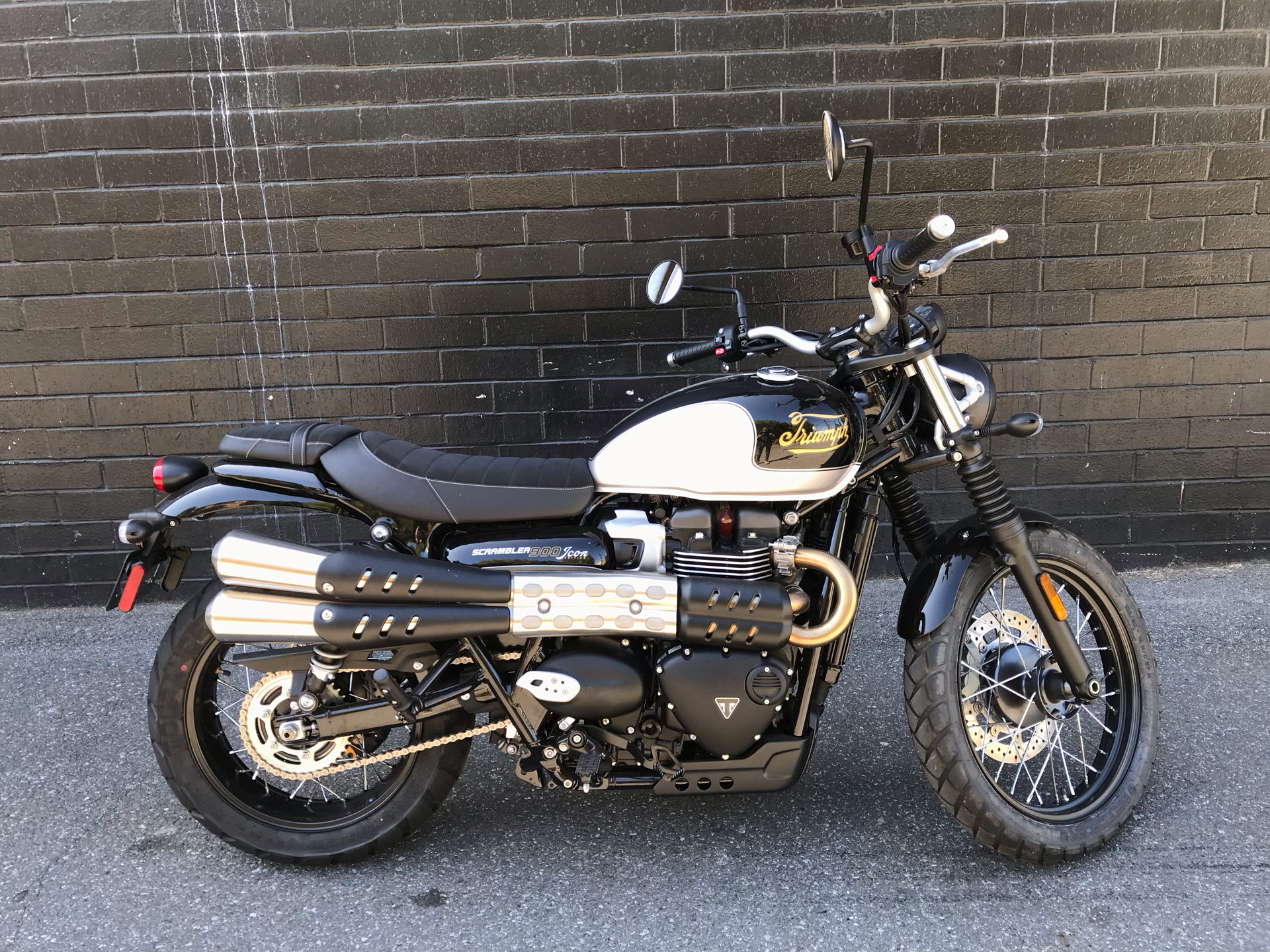 New 2025 Triumph Scrambler 900 Motorcycles in San Jose, CA Stock