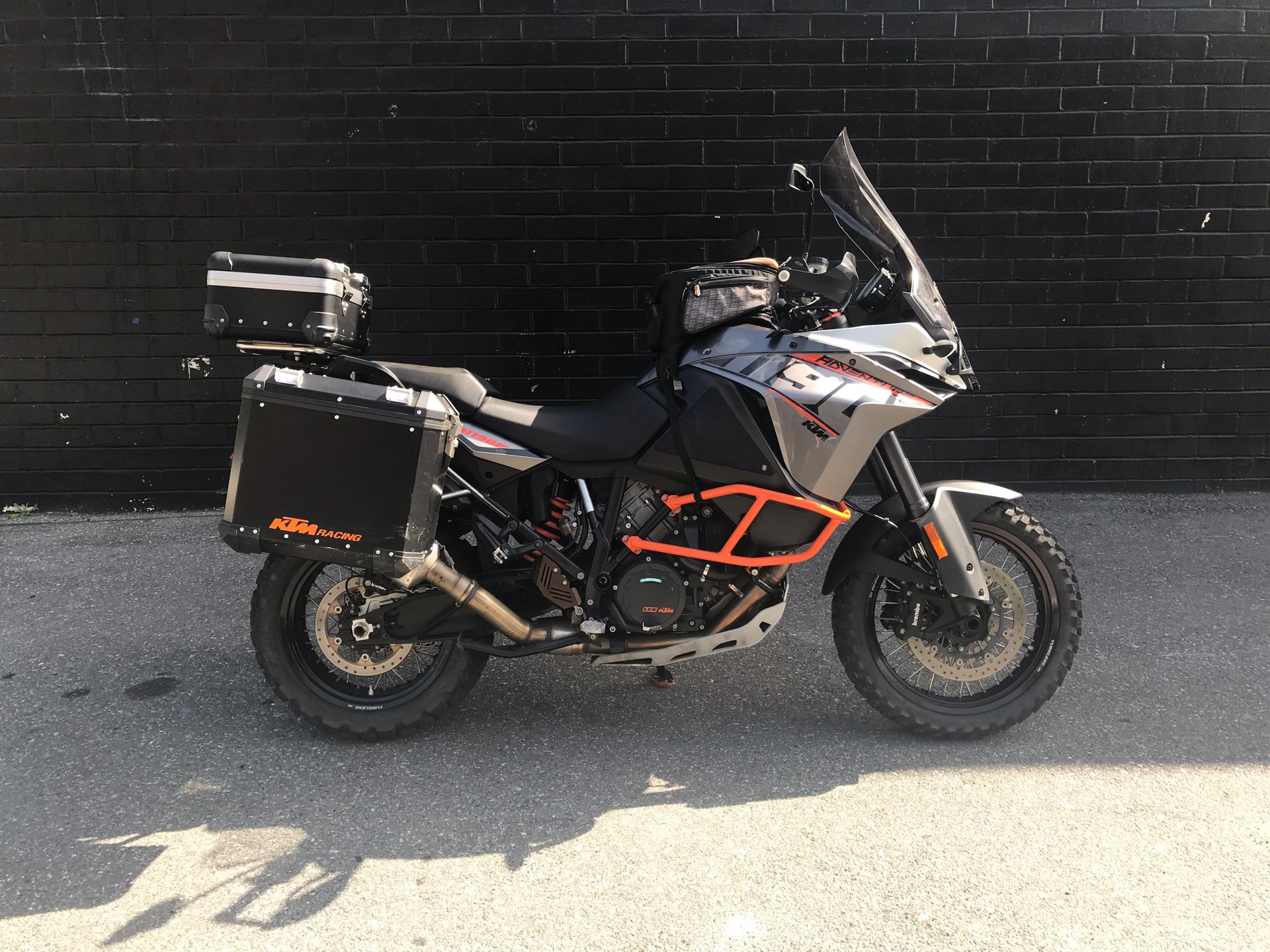 HOT 2016 Ktm 1190 Adventure Ktm 1050 Adventure R Specs 2016