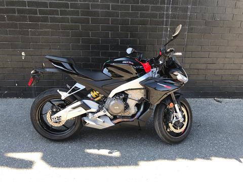 2022 Aprilia Tuono 660 Factory — photo 1 of 6